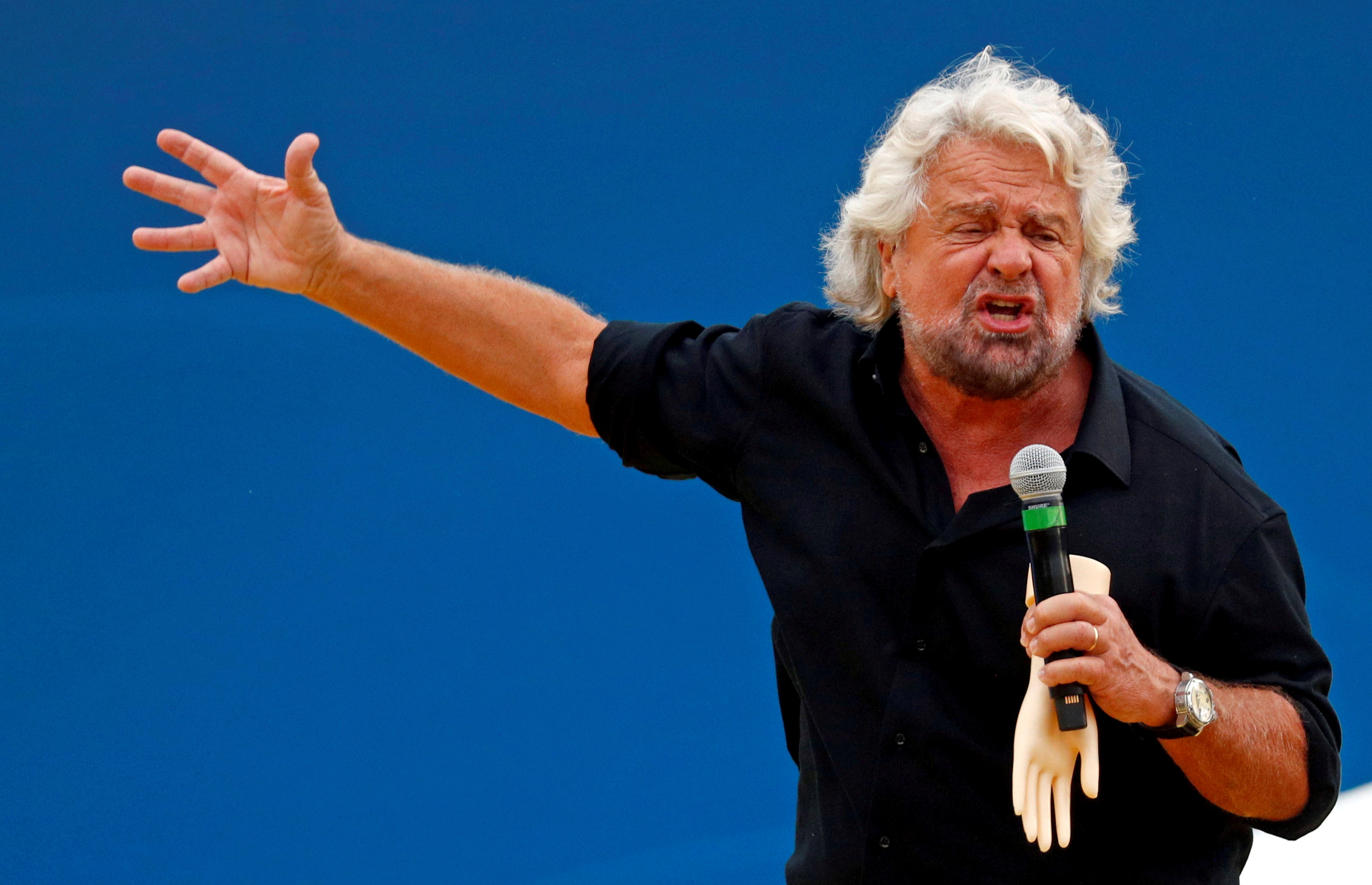 Los militantes del partido son llamados "grillini" por el nombre de su fundador, el comediante Beppe Grillo (REUTERS/Max Rossi)