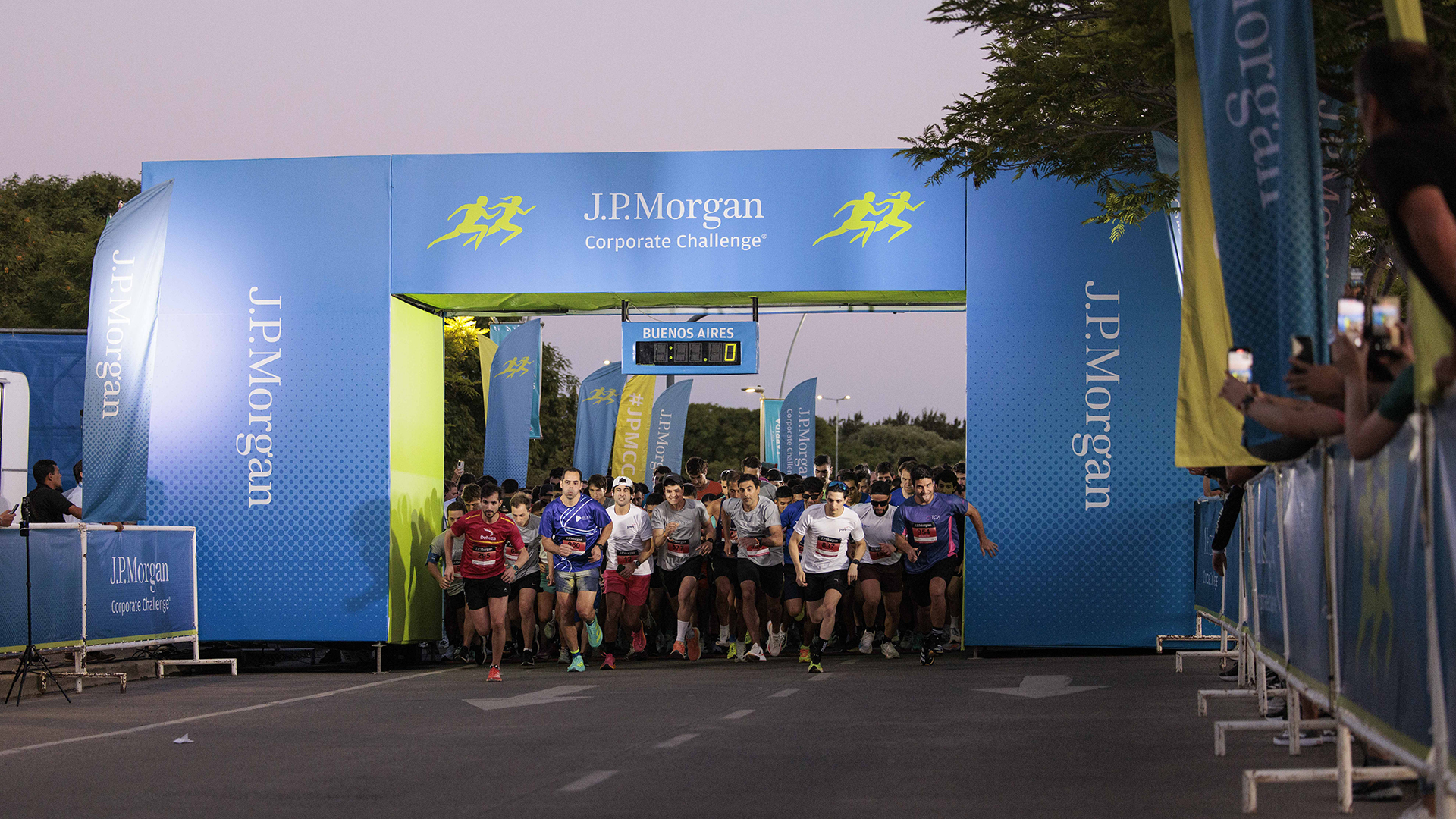 Violencia en escuela de Uruguay: la madre de una alumna fue imputada por agredir a maestra y directora