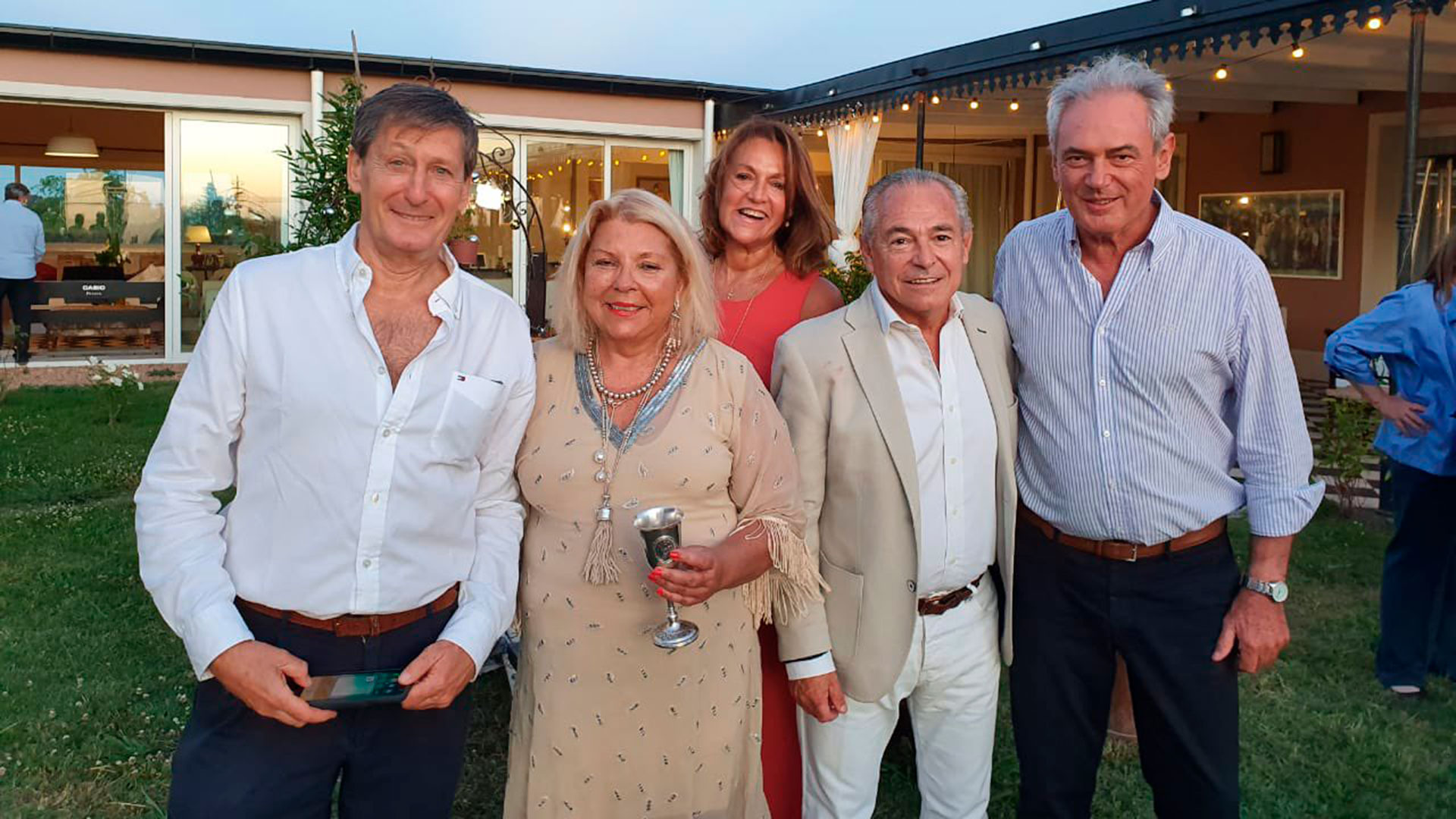 Pablo Torello, Elisa Carrió, Marcela Campagnoli, Atilio Benedetti y Mario Barletta, durante el festejo del sábado