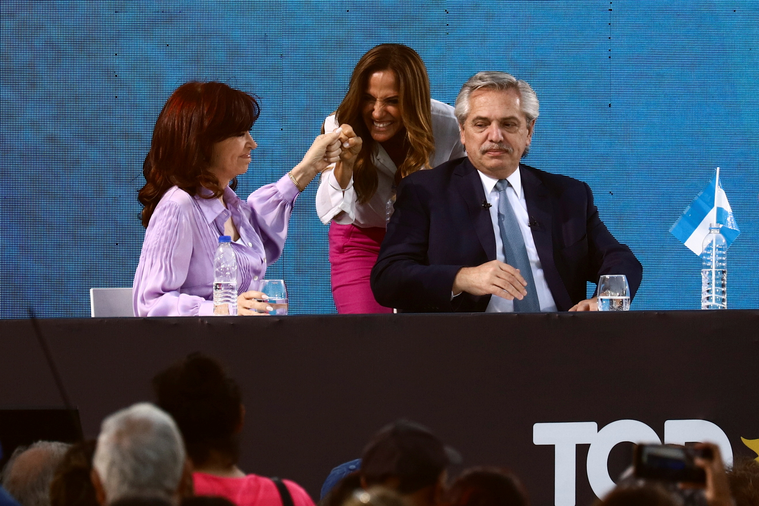 Para Victoria Tolosa Paz, el "mejor regalo de mayo" sería que Alberto Fernández y Cristina Kirchner puedan encontrarse (REUTERS/Matias Baglietto)