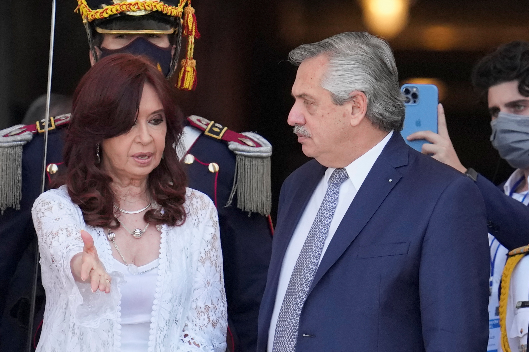 Cristina Kirchner y Alberto Fernández, las dos caras de la interna del Frente de Todos (Natacha Pisarenko/Pool via REUTERS)