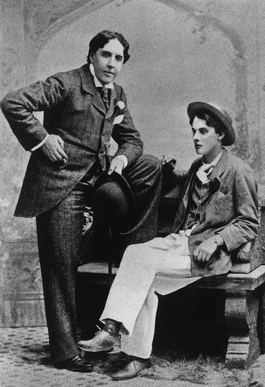 Oscar Wilde y Lord Alfred Douglas en Oxford, durante algún momento de 1893. Faltaban dos años para que se desatara el escándalo (Gillman & Co/Hulton Archive/Getty Images)