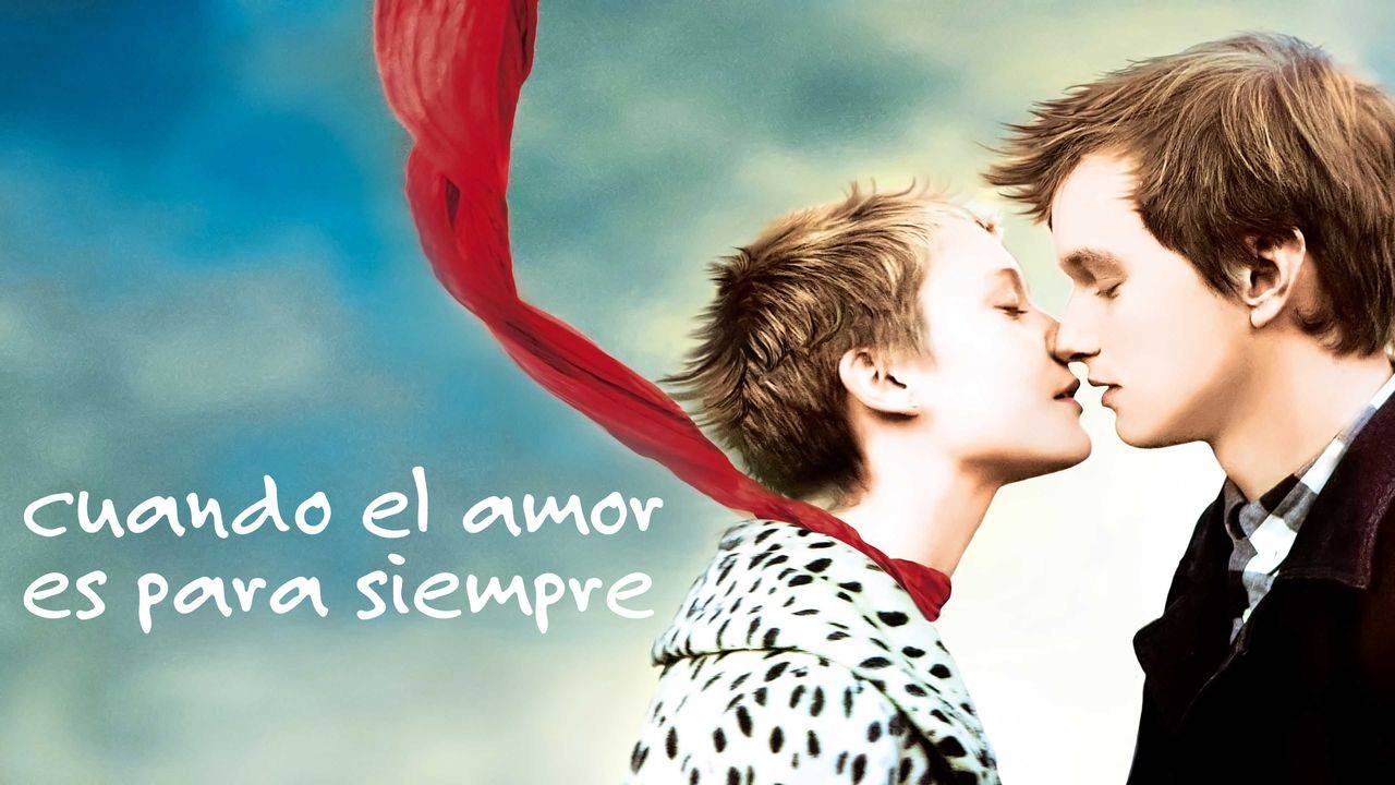 Mia Wasikowska y Henry Hopper, protagonistas de "Cuando el amor es para siempre". (HBO Max)