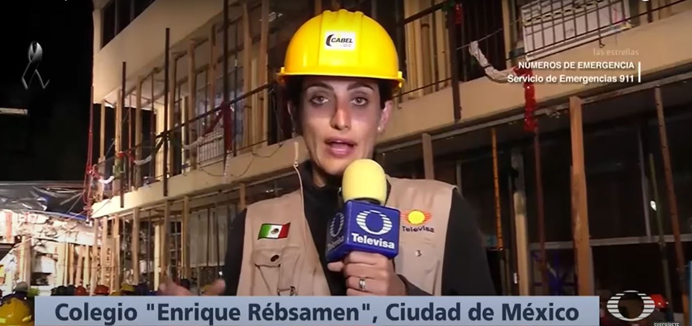 Danielle Dithurbide cubrió desde el minuto 1 el colapso del Colegio Rébsamen (Foto: Captura de pantalla YouTube)