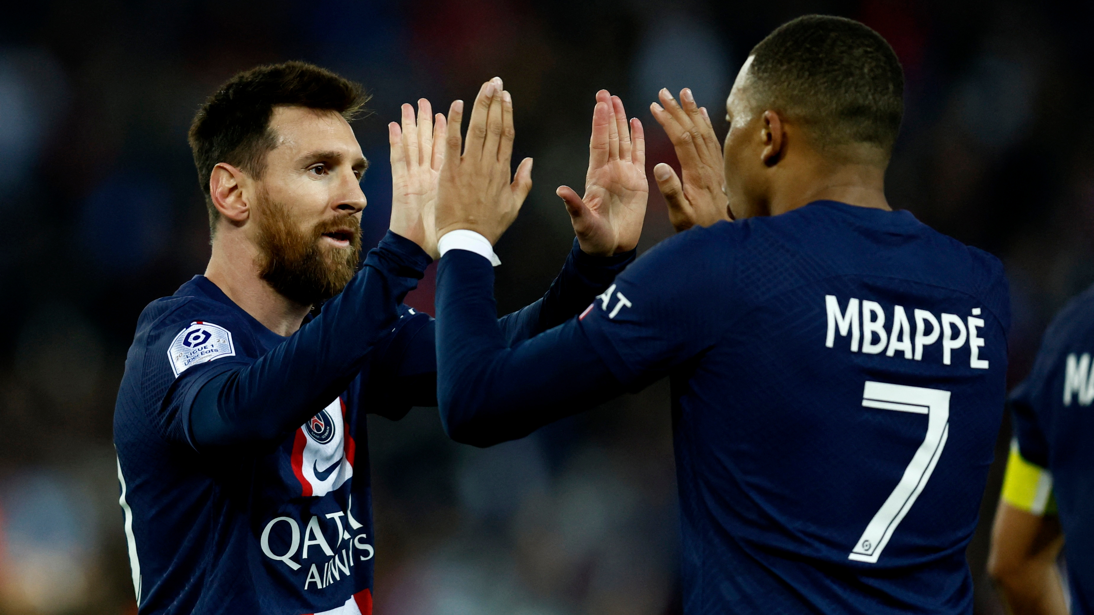 Tras la salida de Messi y el conflicto con Mbappé, el PSG cerró cinco refuerzos  