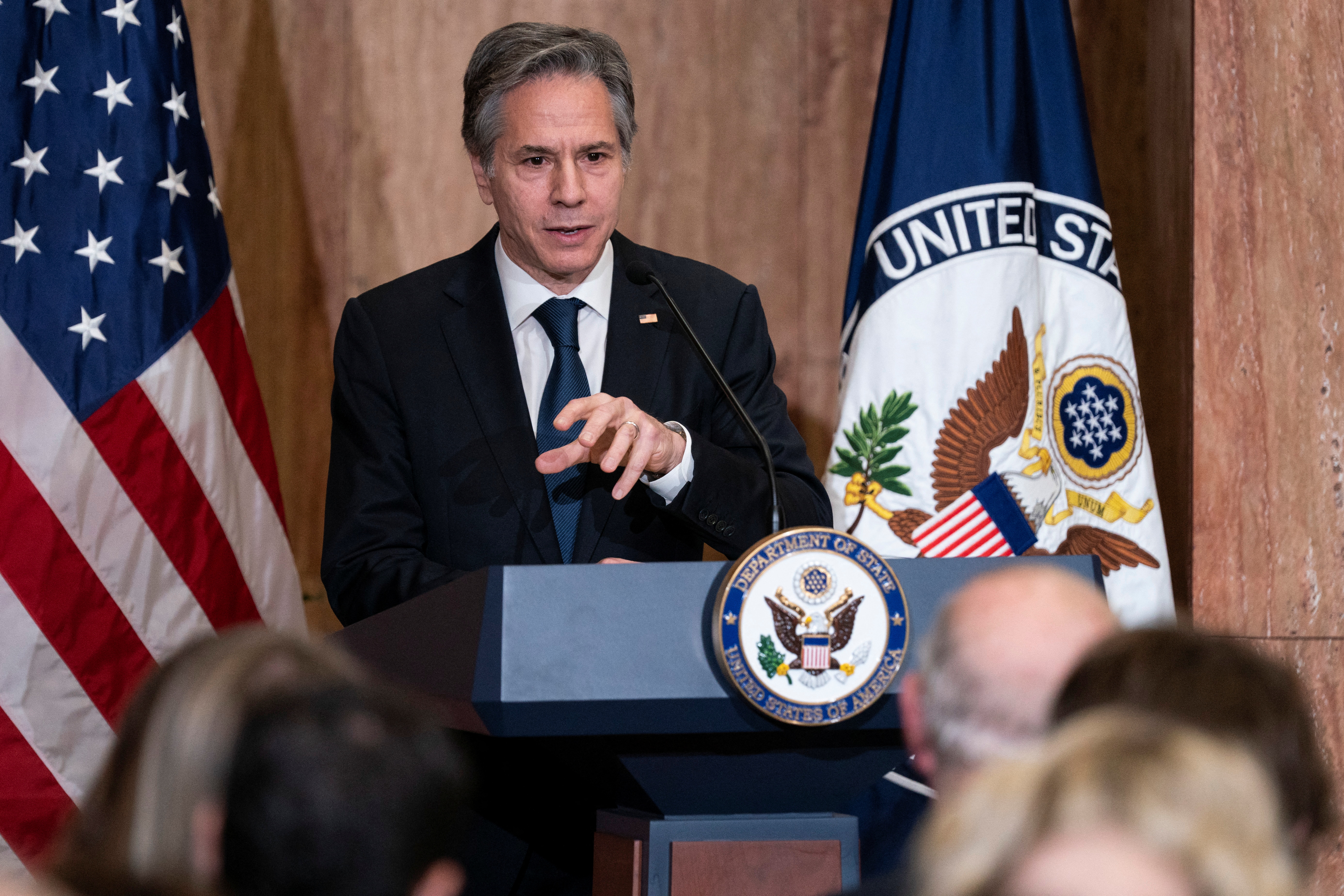 米国はエルサルバドルでの暴力の増加を非難し ブケレ政府に市民の自由を尊重するよう要求した Infobae