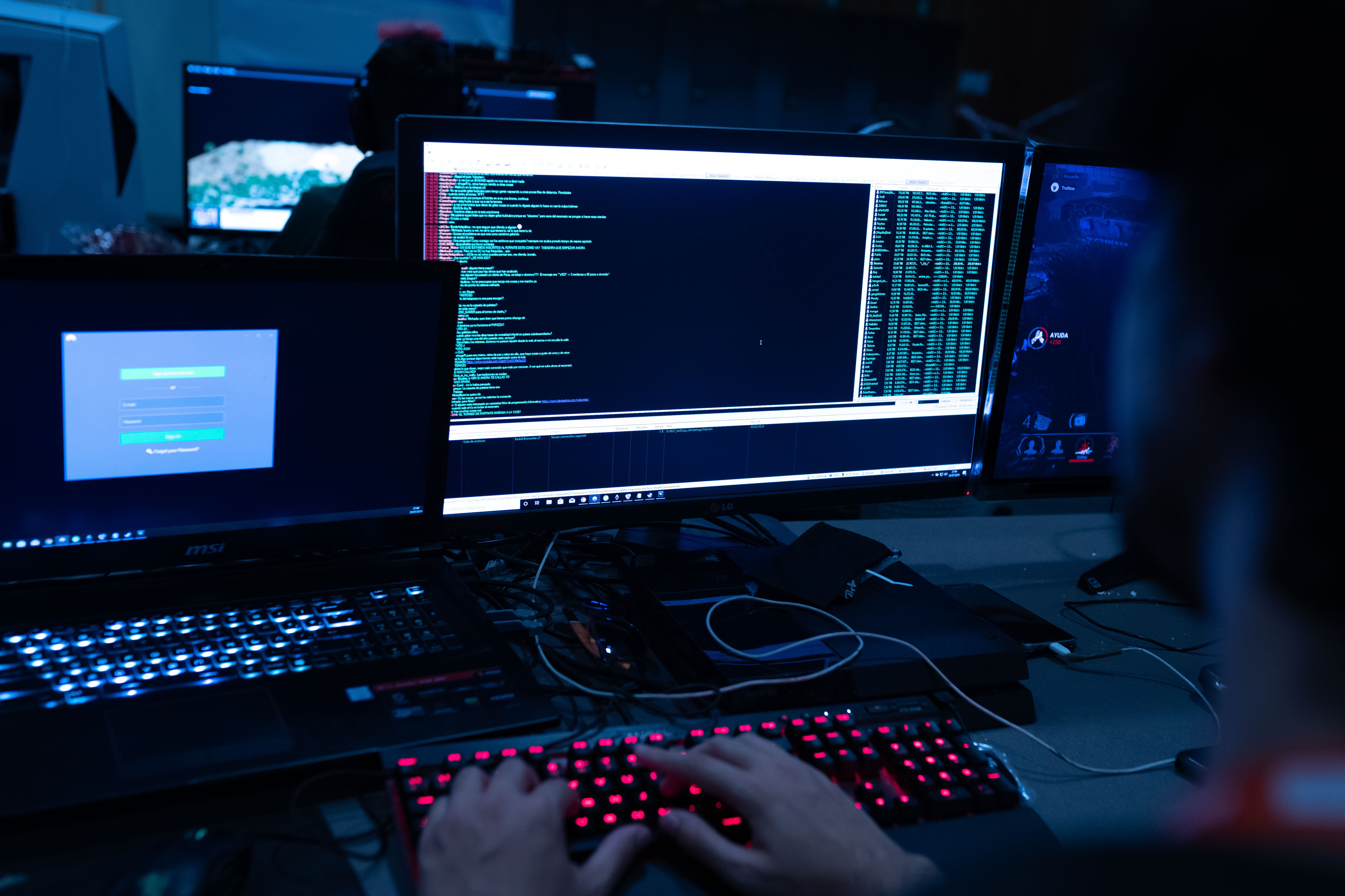Por sus métodos, su disciplina y su planeamiento intensivo, los hackers muestran el modus operandi de una agencia estatal de inteligencia