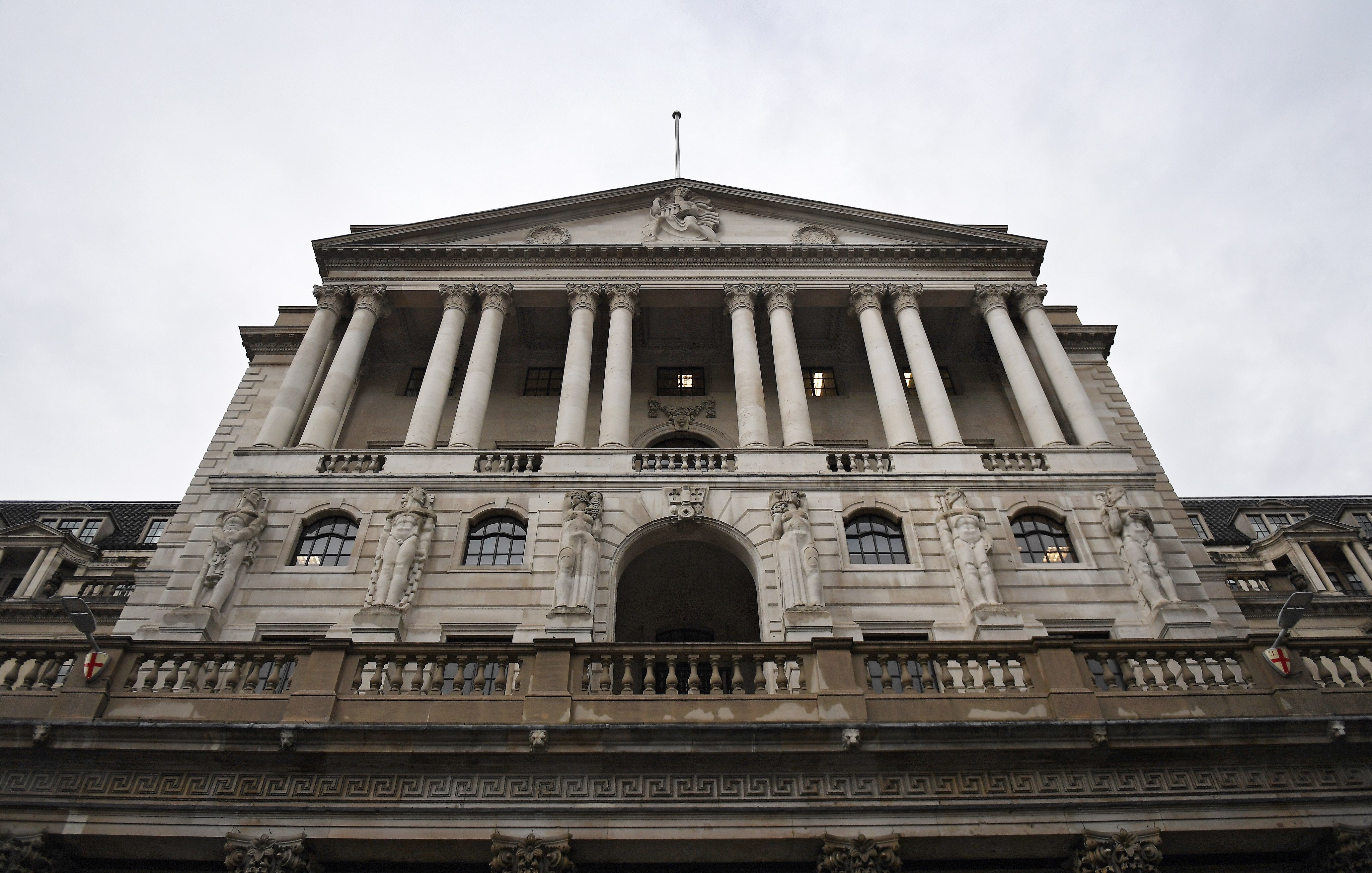 Fachada del Banco de Inglaterra en Londres (Reino Unido). EFE/Andy Rain/Archivo
