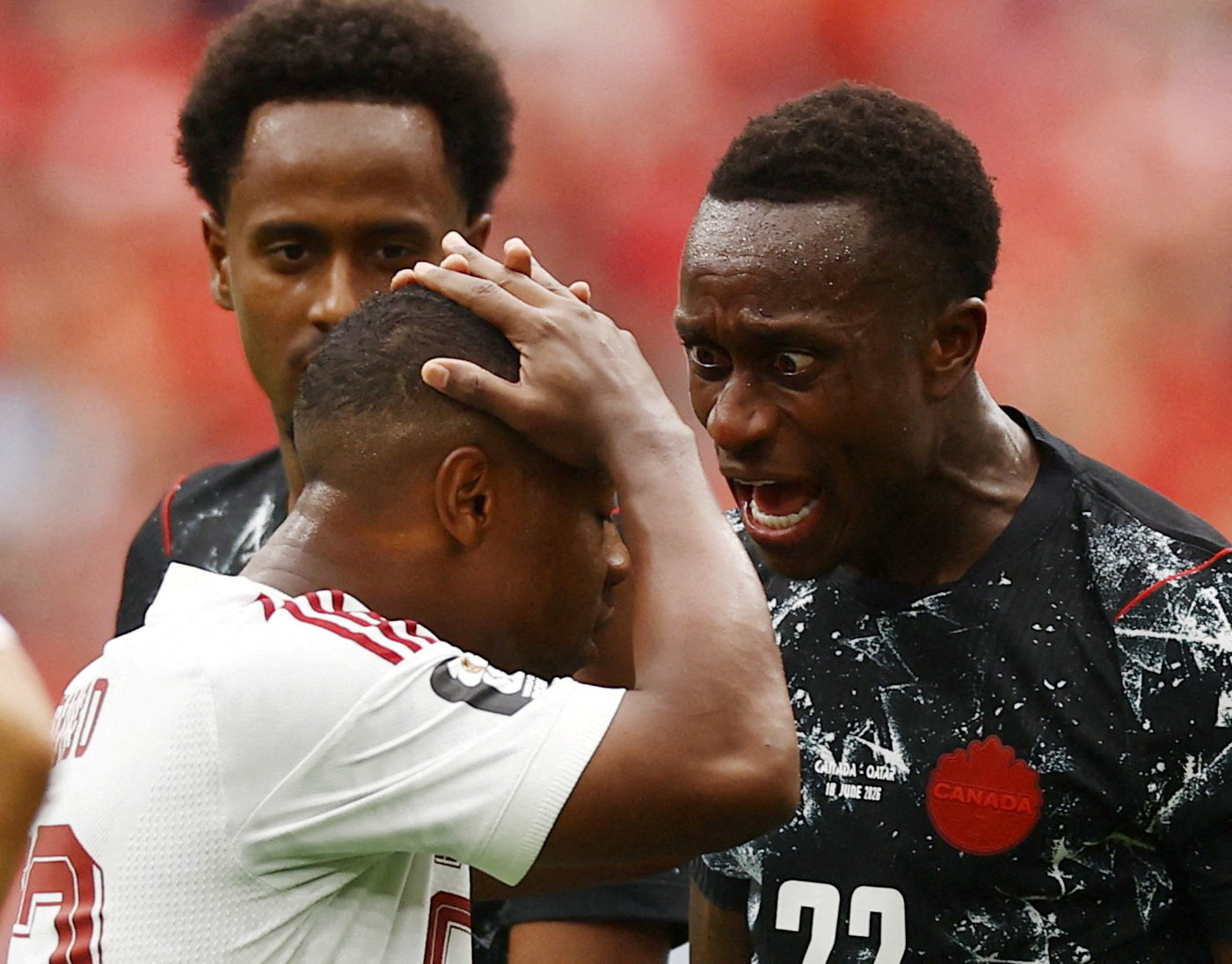 La hist&oacute;rica sanci&oacute;n que recibi&oacute; el jugador de Qatar que le fractur&oacute; la pierna a una figura de Canad&aacute; en el Mundial