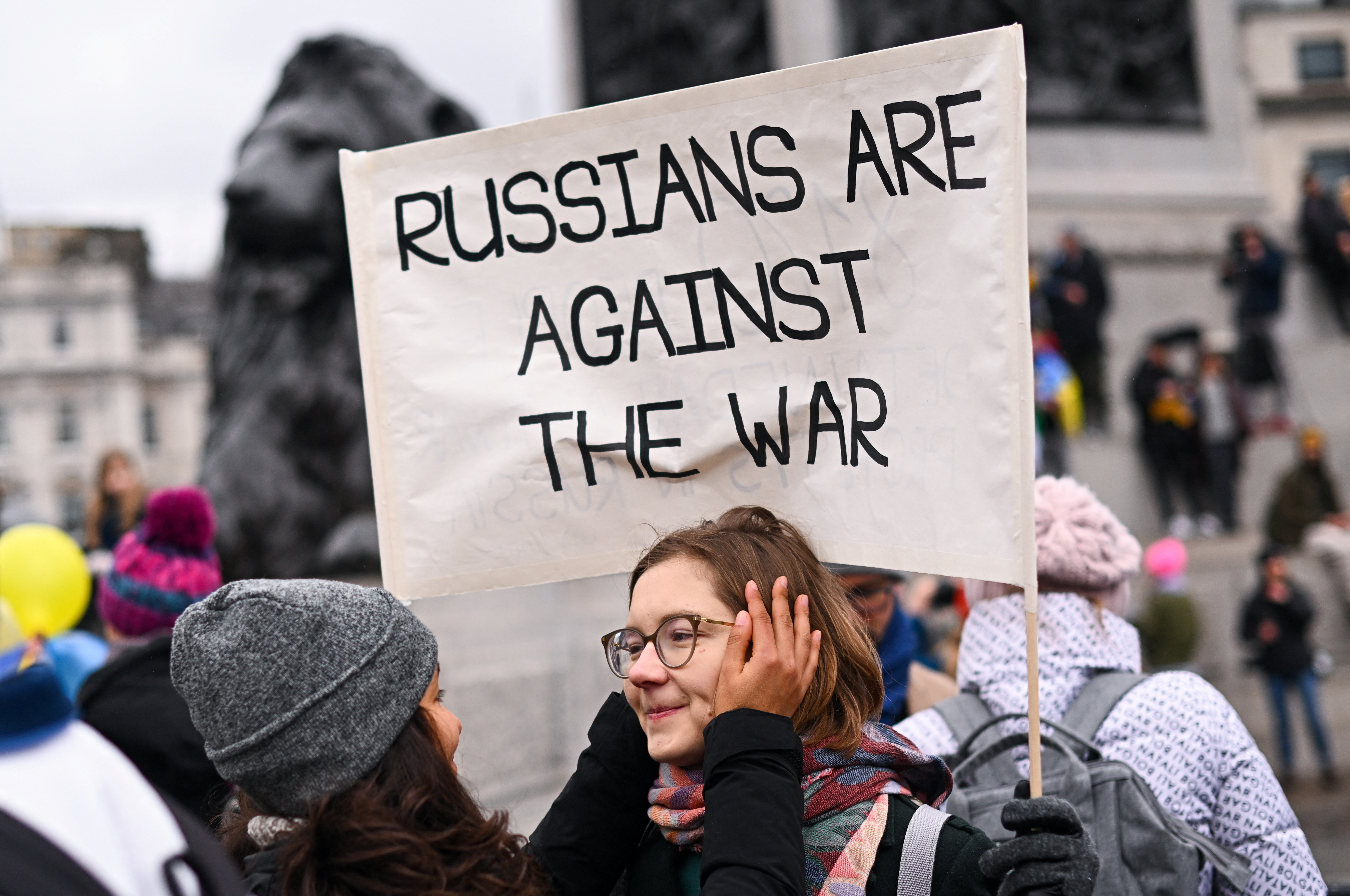 Акции протеста нет войне