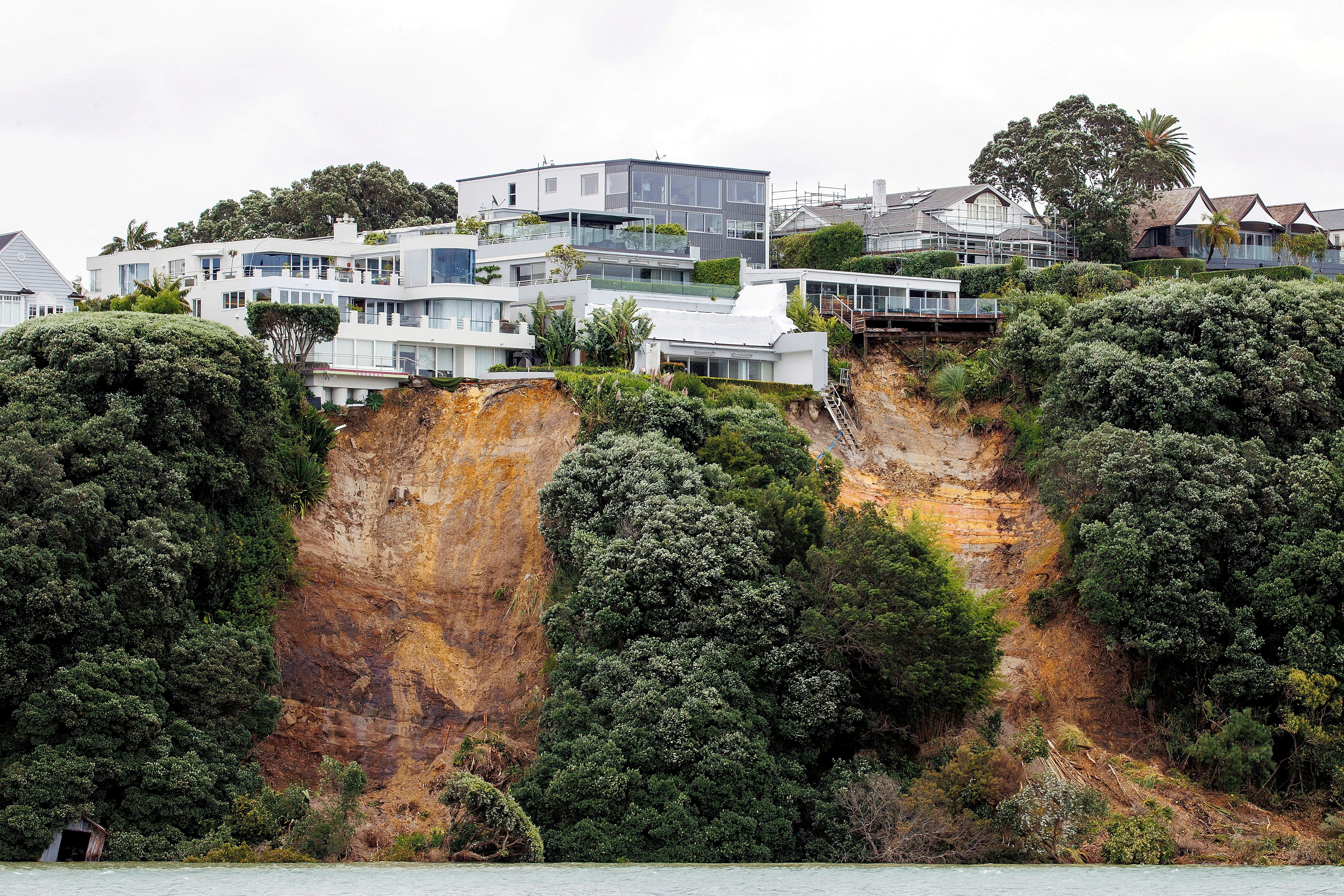 Nueva Zelanda declaró estado de emergencia nacional tras la destrucción causada por el ciclón Gabrielle