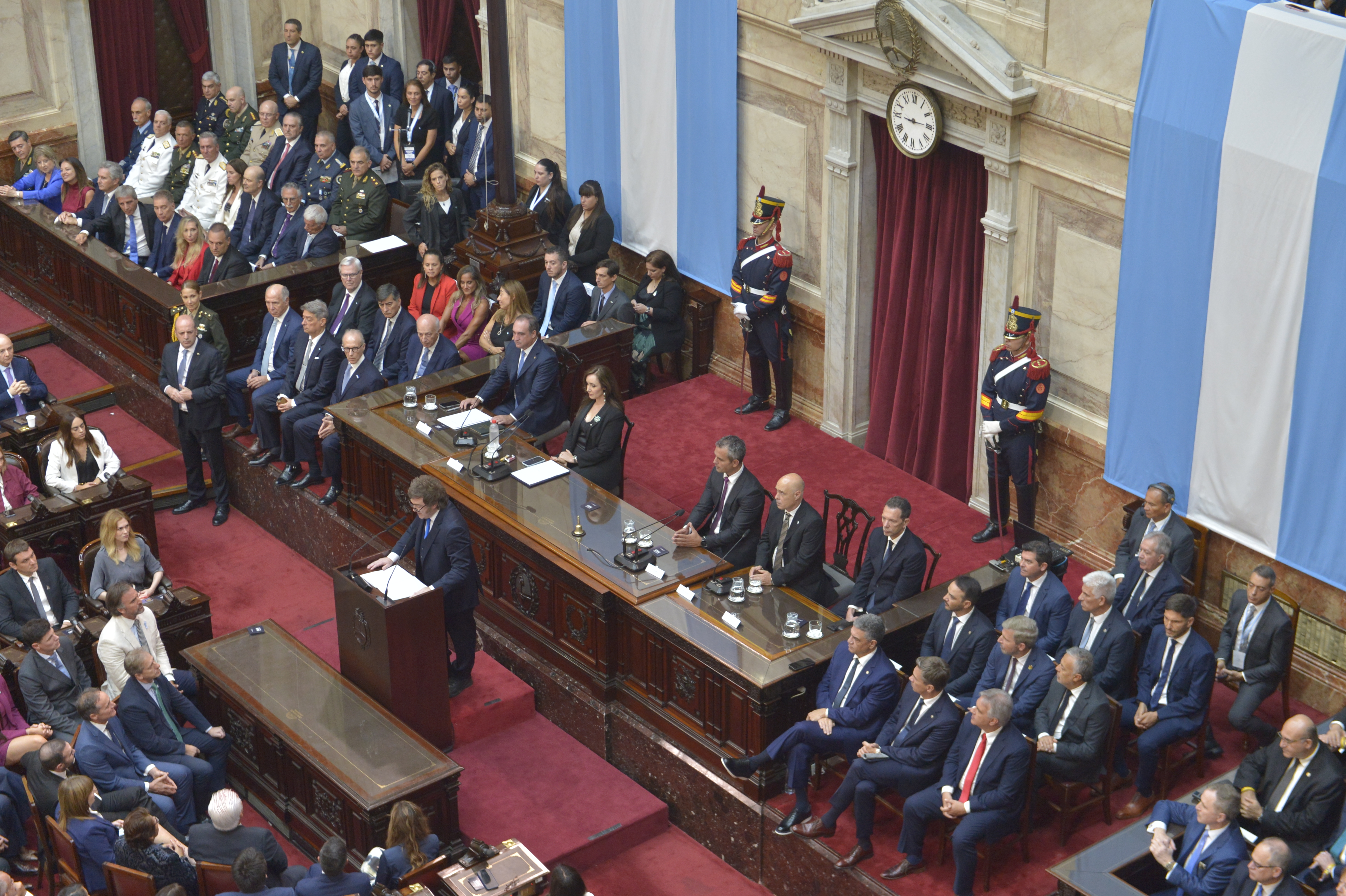 Las principales aerolíneas internacionales mantienen la suspensión de vuelos hacia Medio Oriente por la escalada de las tensiones