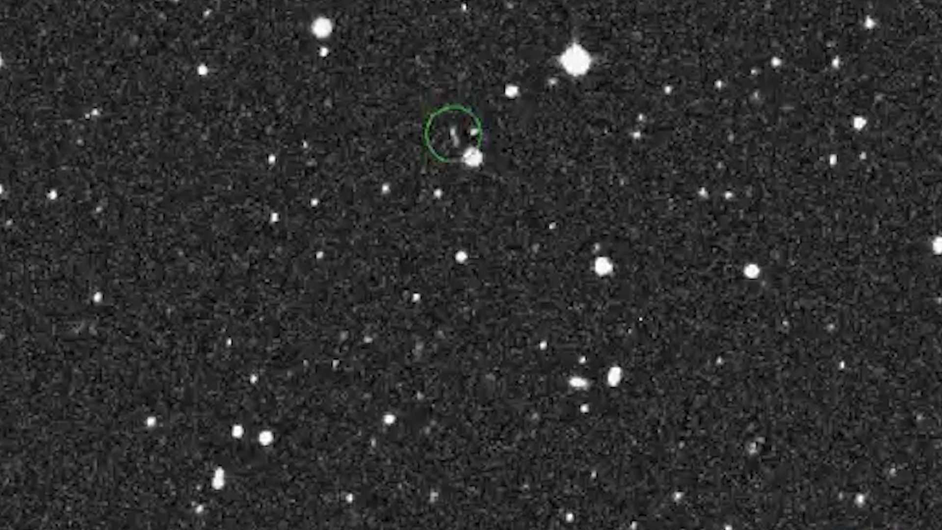 El 2020 SO pasó muy cerca de la tierra (NASA)