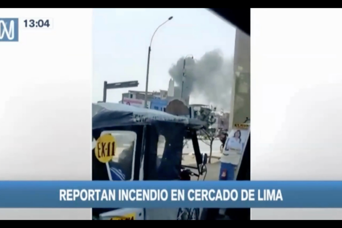 Cercado de Lima: Cerca de nueve unidades de bomberos atienden incendio en viviendas