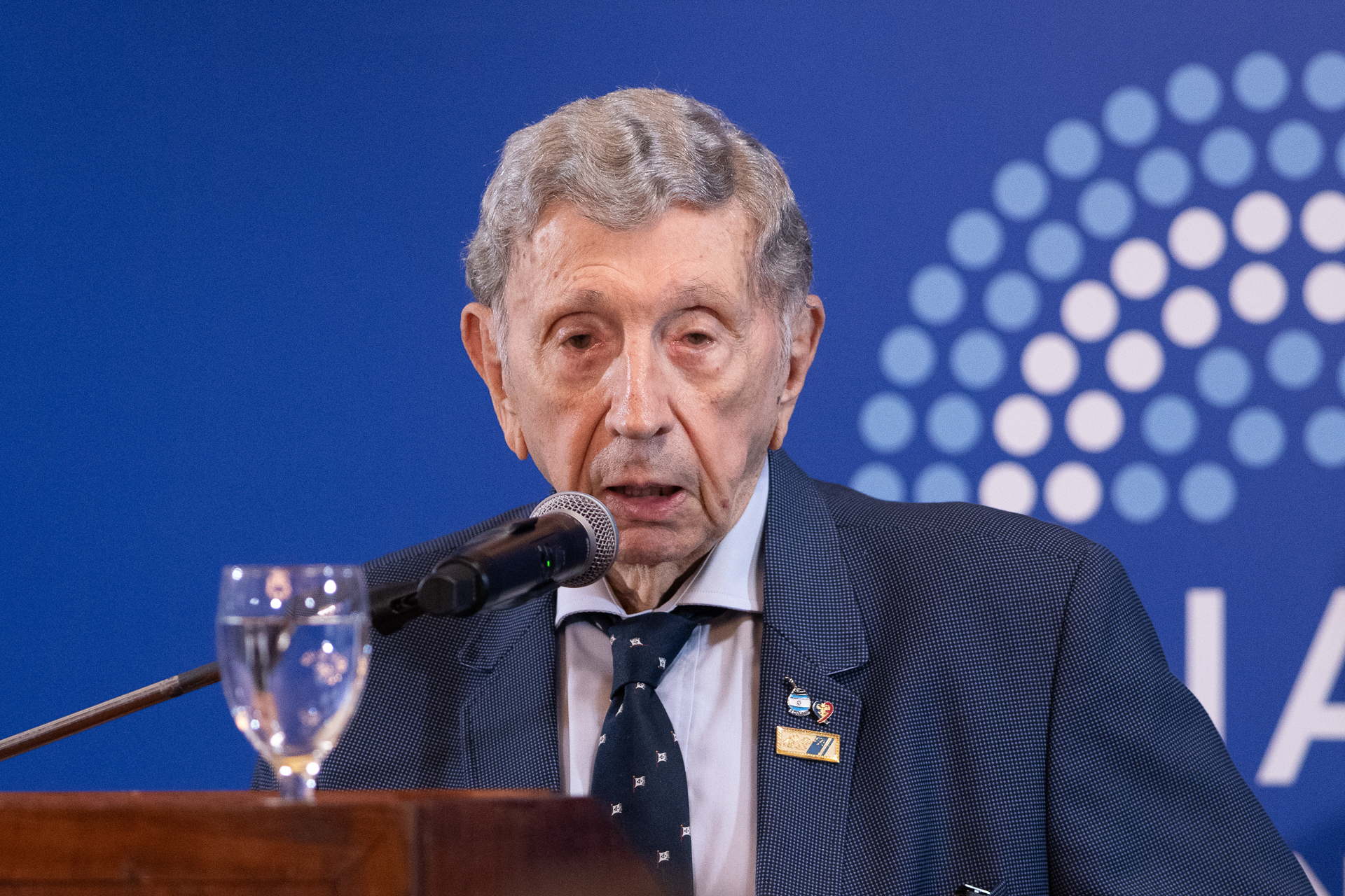 Tras la derrota del referéndum, crece la incertidumbre por posibles cambios en el gabinete de Daniel Noboa