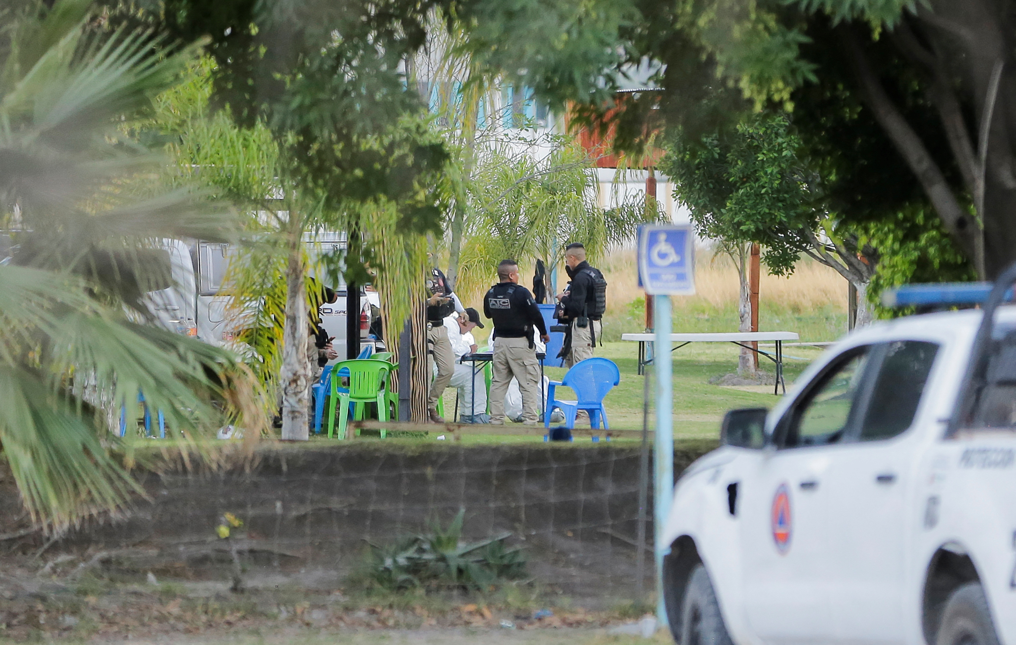 Un menor de siete años fue una de las siete víctimas que dejó la masacre en el balneario La Palma en Guanajuato (Foto:REUTERS/Sergio Maldonado)