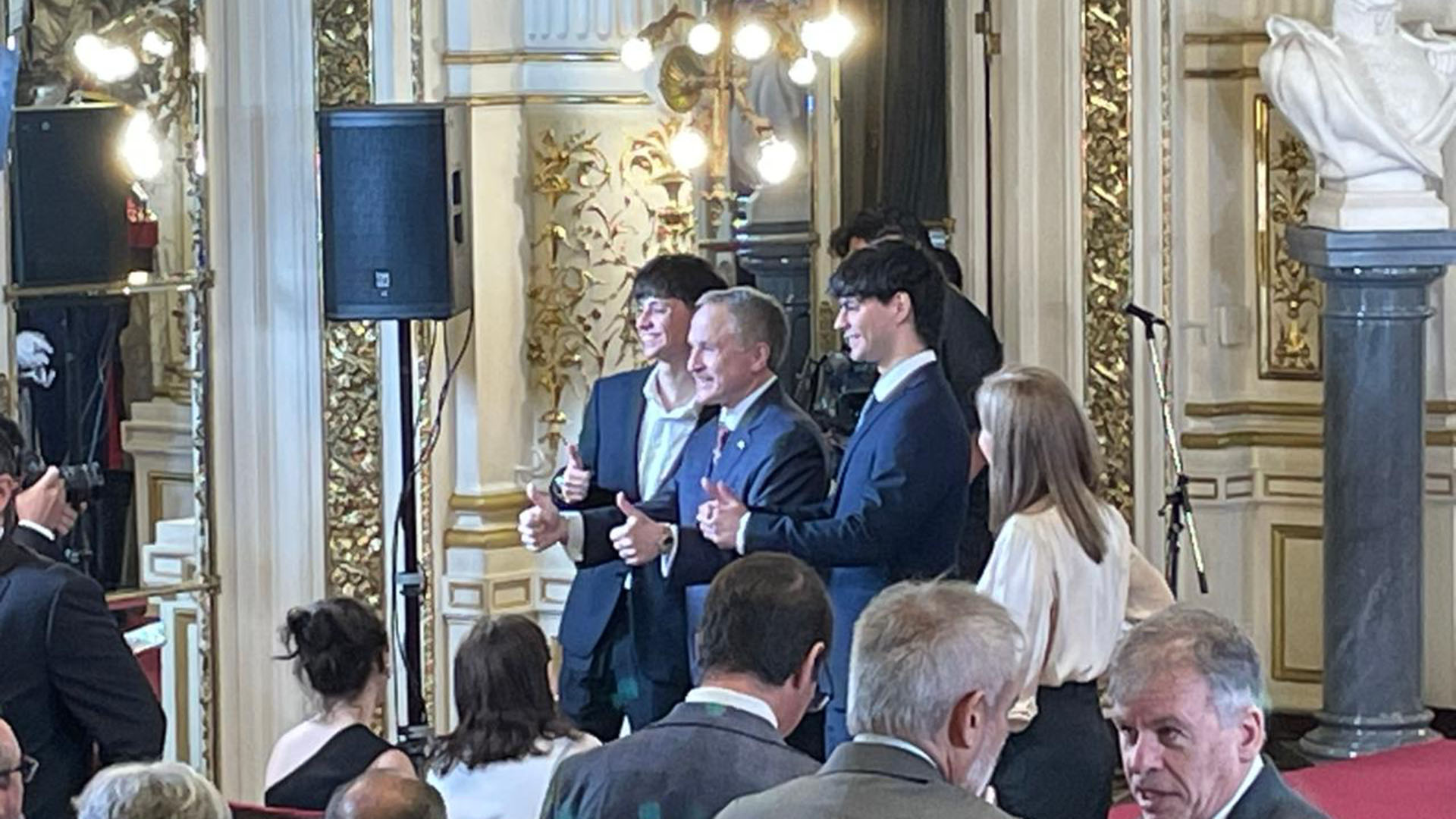 Entró en vigor la normativa australiana que veta el uso de redes sociales a menores de 16 años