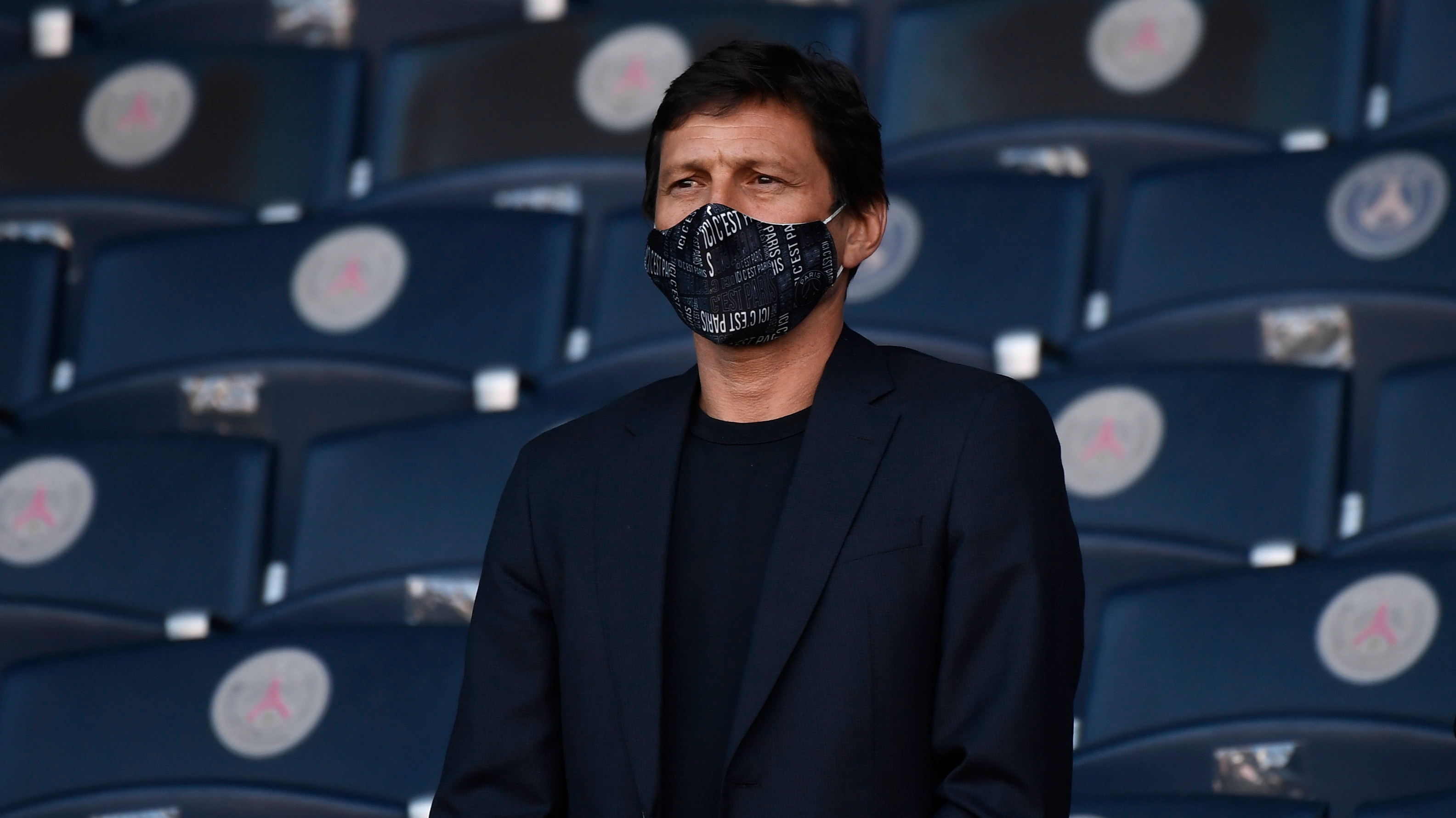 Leonardo fue destituido del PSG según la prensa francesa (Efe)