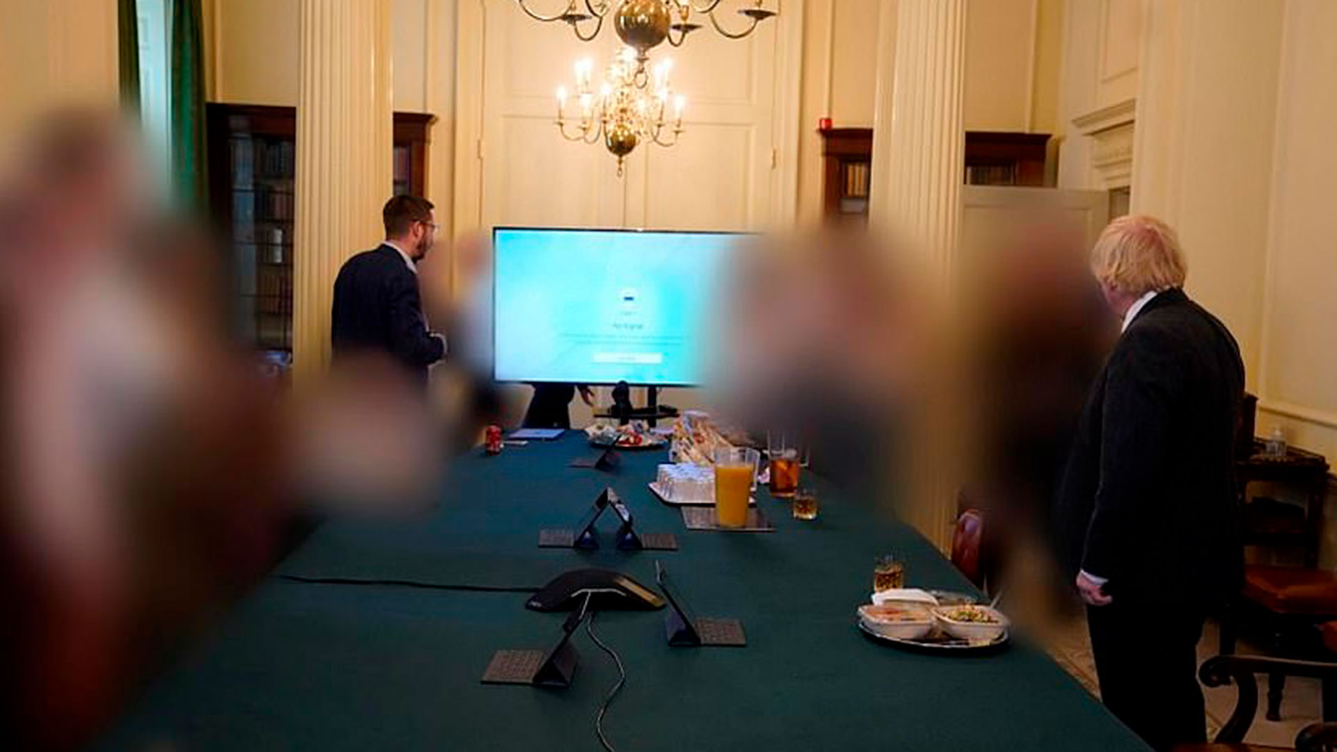 Boris Johnson, presente en una de las reuniones prohibidas