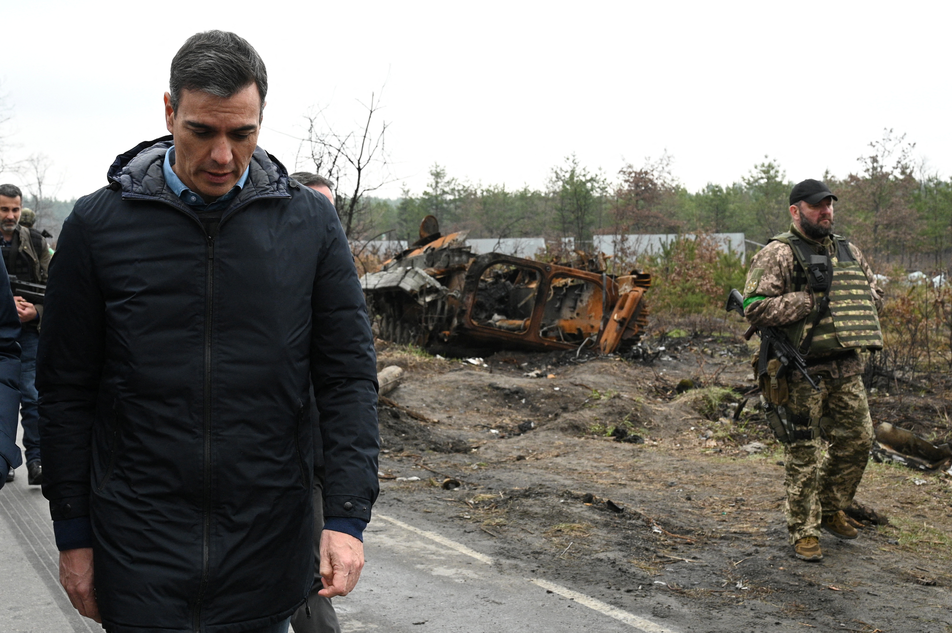 Pedro Sánchez en Borodyanka, (Moncloa/Borja Puig de la Bellacasa/Handout via REUTERS)