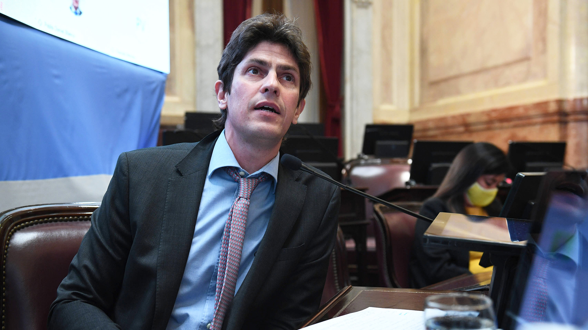 Martín Lousteau: “La agenda pública de la Argentina está trabada por el encono de dos dirigentes entre sí”