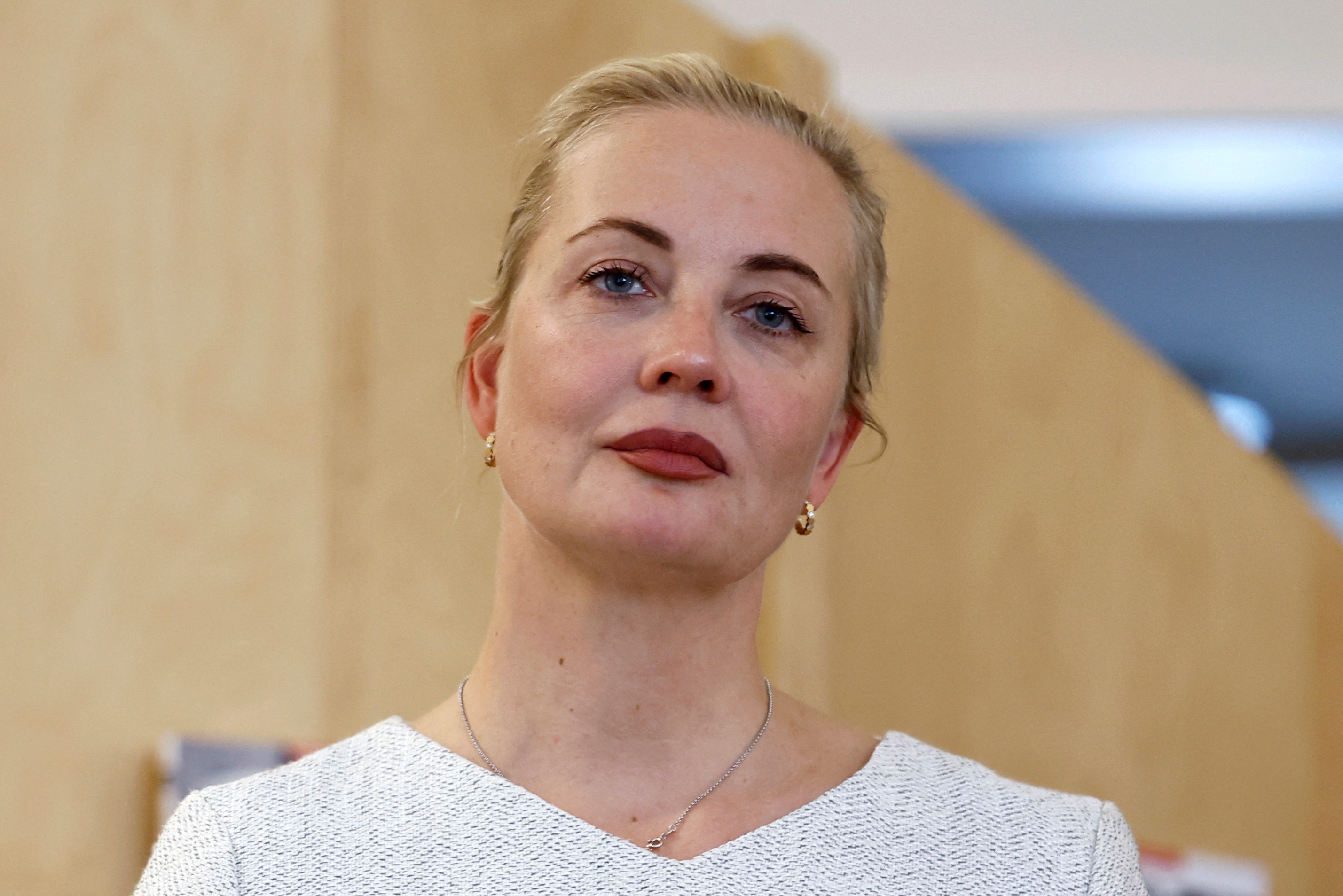 Cristina Kirchner hizo su primera aparición pública del año, tras el revés judicial que le mantuvo el uso de la tobillera electrónica