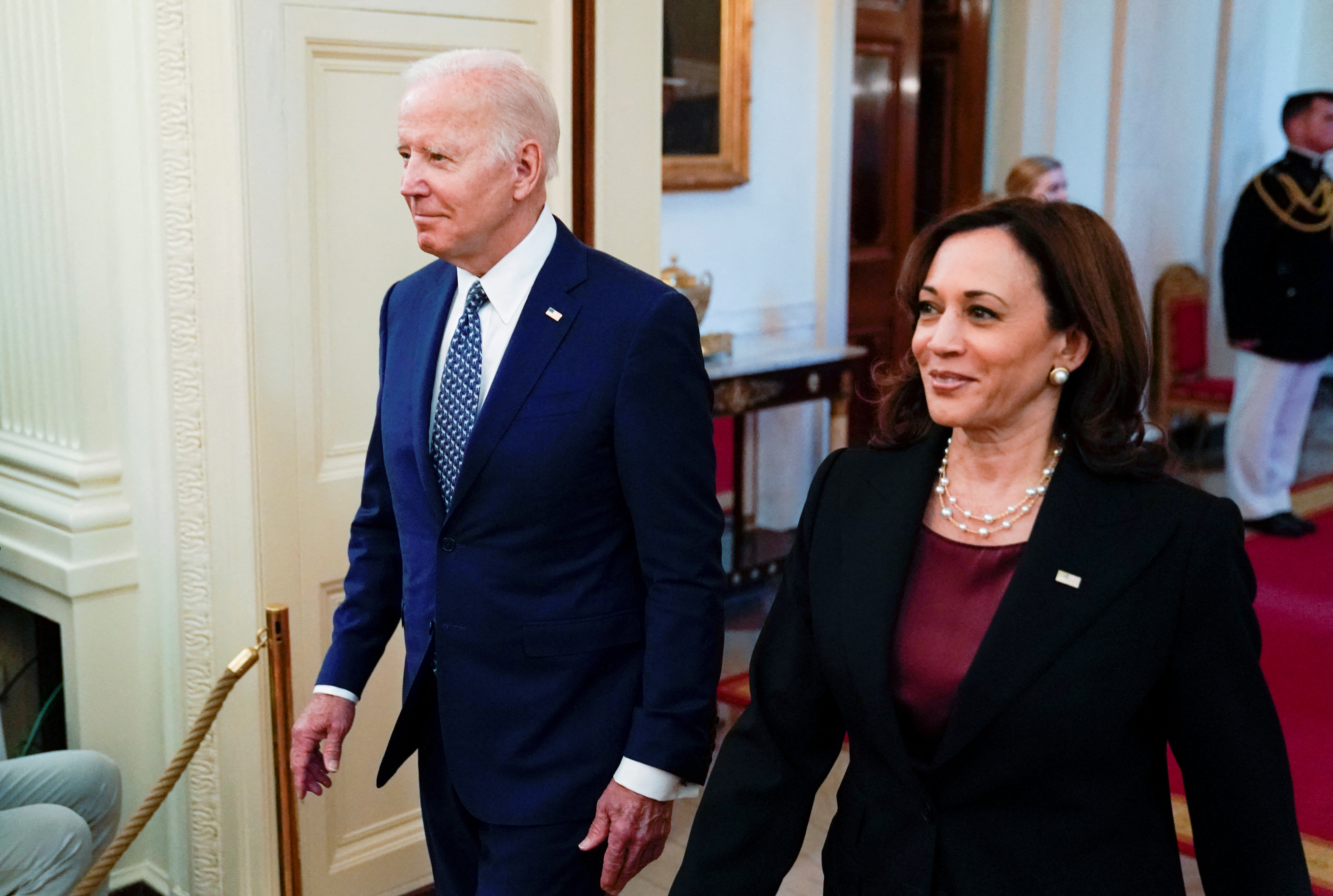 AMLO negó haber tratado la captura de Caro Quintero con Joe Biden o Kamala Harris en su pasada reunión en Washington. (Foto: REUTERS/Elizabeth Frantz)