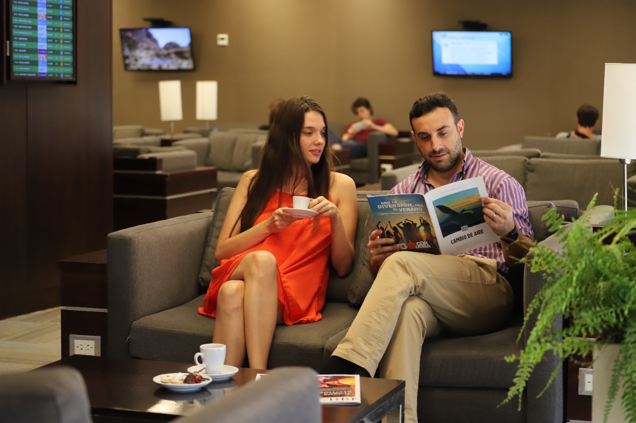 Los salones VIP de los aeropuertos ofrecen espacios de relax junto a muchas otras comodidades (AA2000)