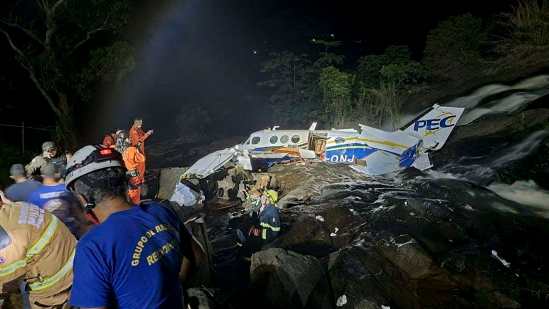 Imágenes del accidente en el que falleció la cantante Marilia Mendonca  (Photo by Minas Gerais Fire Department / AFP)
