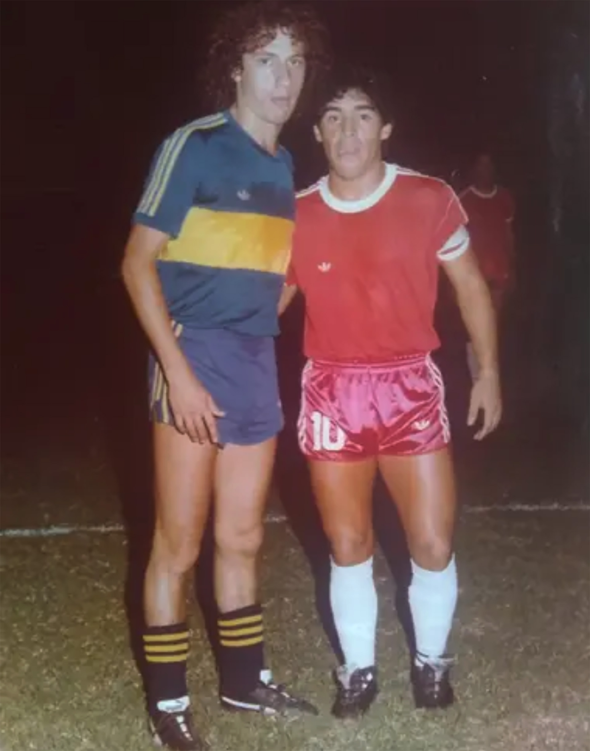 Jugó en Boca y en River, estuvo preso dos veces y cuenta cómo la cocaína  era parte de su amistad con Maradona - Infobae