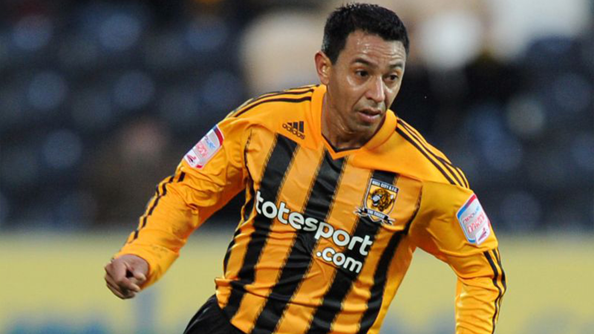 Hull City: la vez que Nolberto Solano jugó en el club inglés que compraría  pase de Yuriel Celi - Infobae
