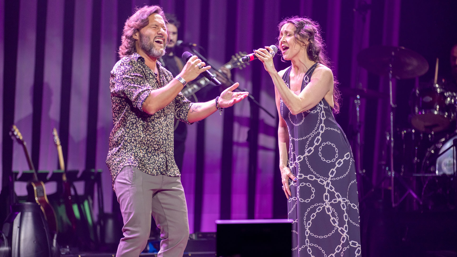 Diego Torres invitó a su hermana Mariana al escenario del Gran Rex a cantar "Como la Cigarra"
