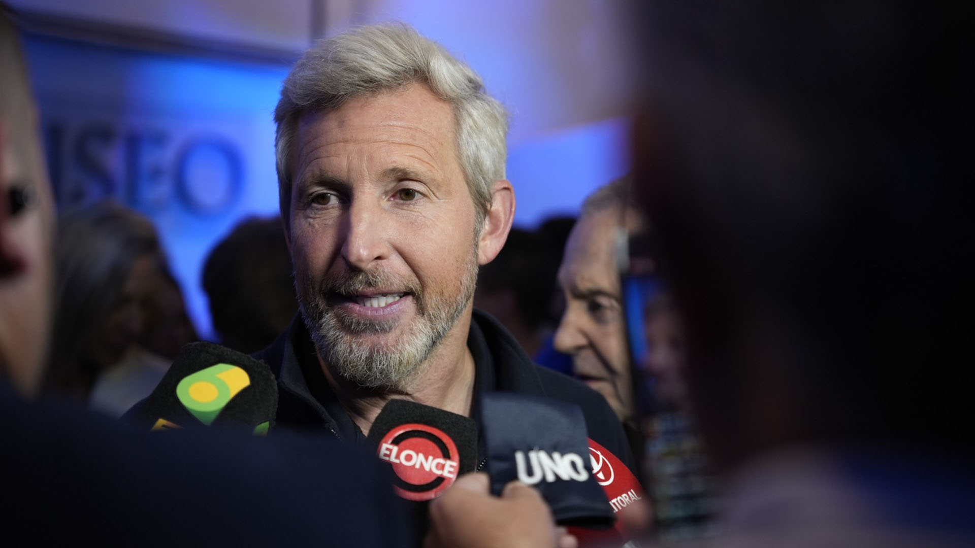 Rogelio Frigerio apura el acuerdo con LLA tras la luz verde que recibió de la UCR para ampliar el frente electoral 