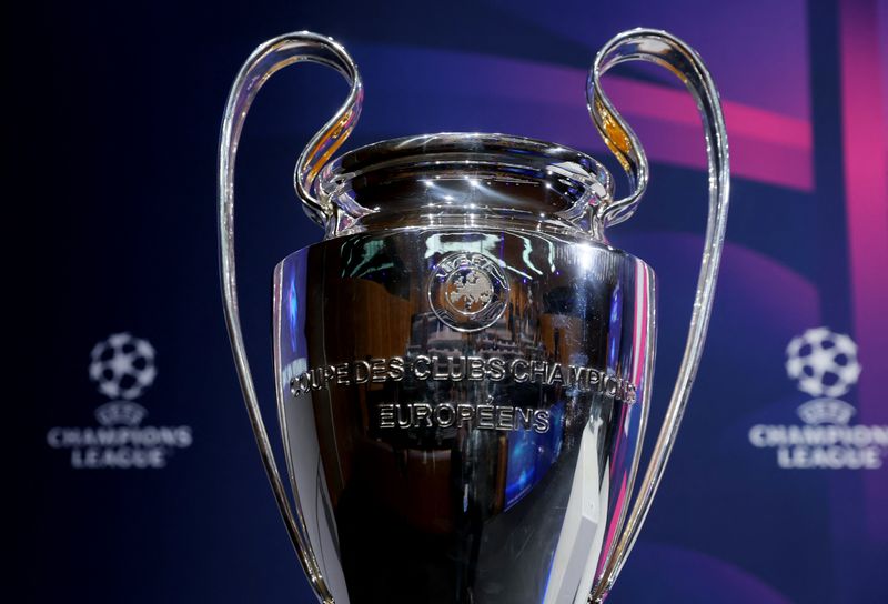 Quedó definido el camino para levantar la Champions League (REUTERS/Denis Balibouse)
