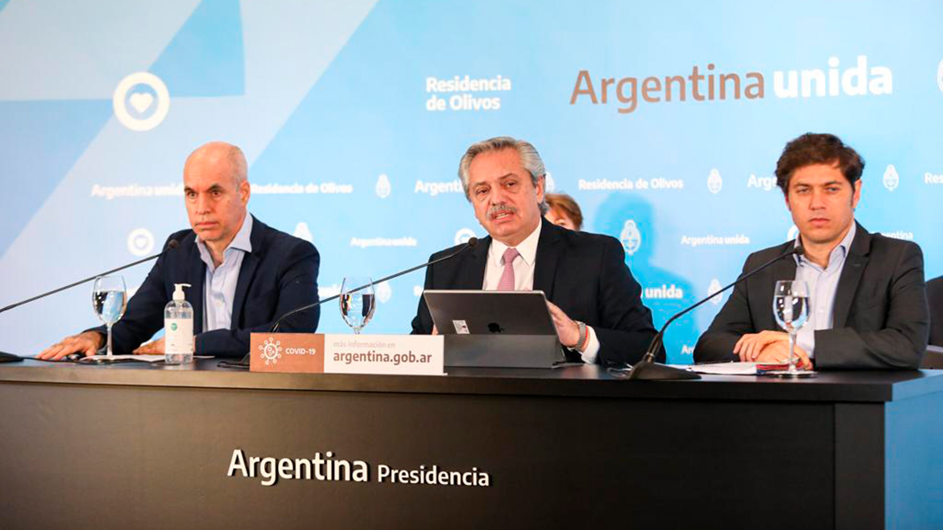 El Presidente se mostró acompañado por Horacio Rodríguez Larreta y Axel Kicillof