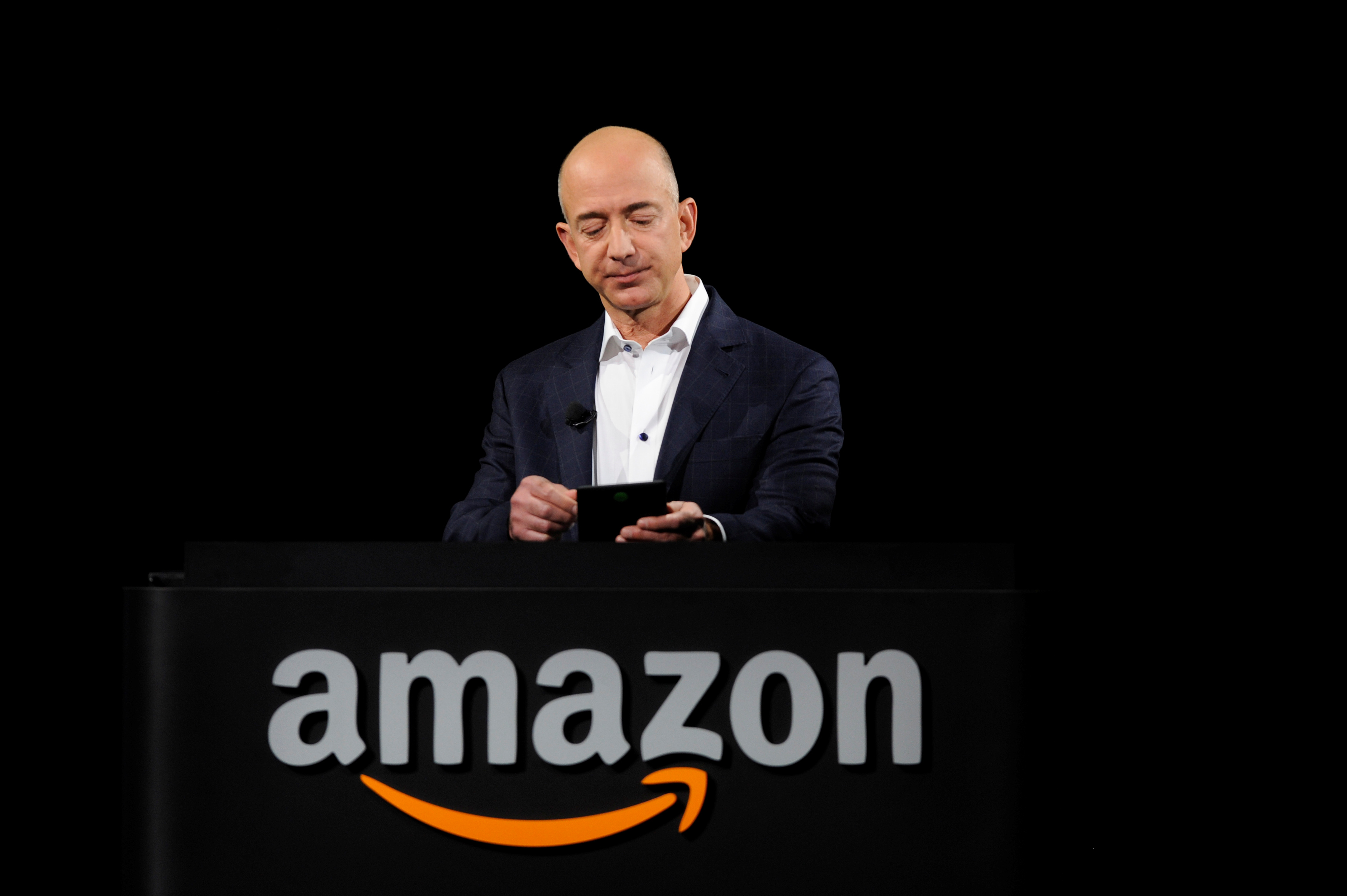 Foto de archivo del fundador de Amazon, Jeff Bezos (REUTERS/Gus Ruelas)