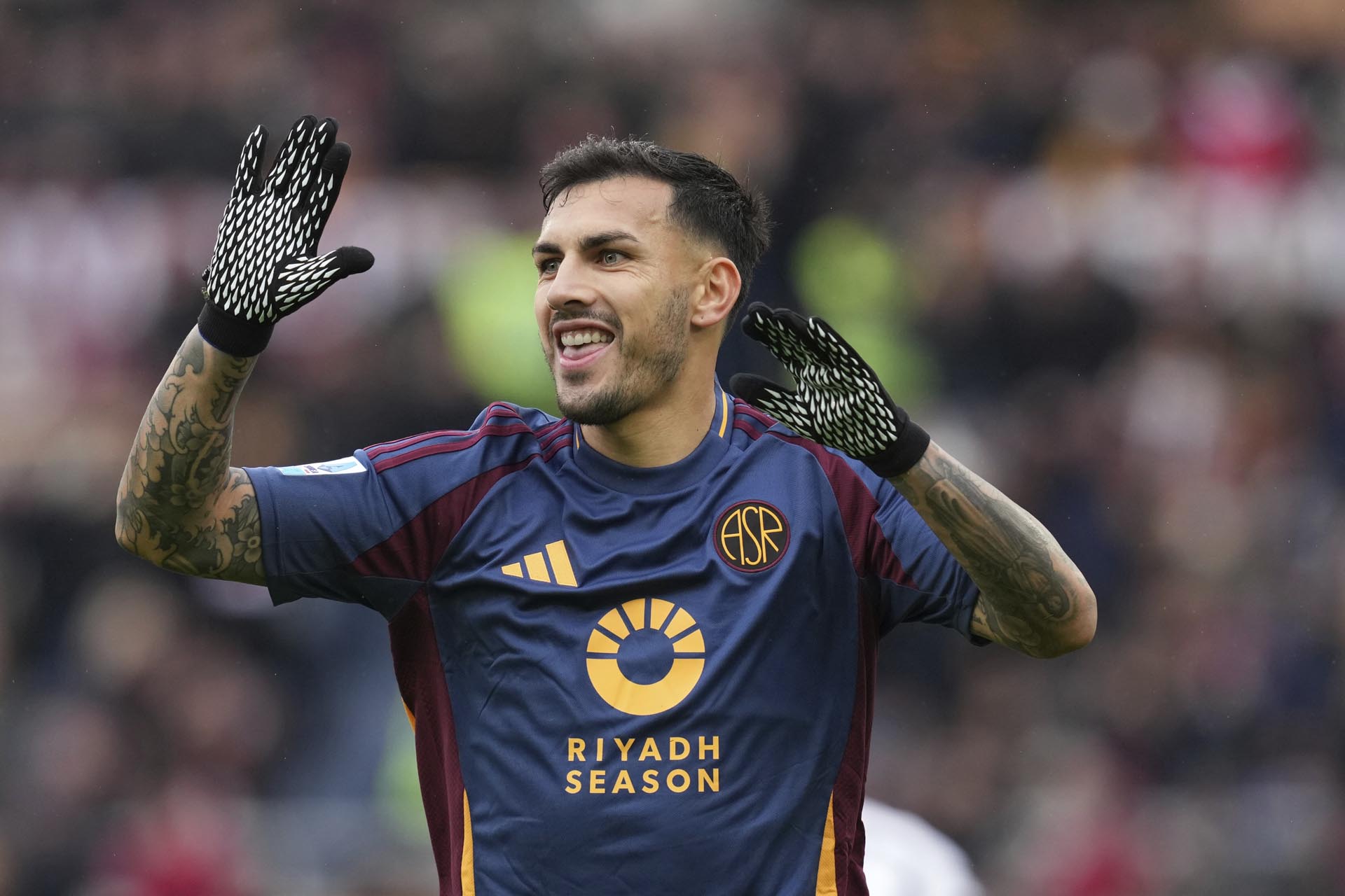 La decisión que tomó el técnico de la Roma con Leandro Paredes y su gesto que ilusiona a los hinchas de Boca Juniors 