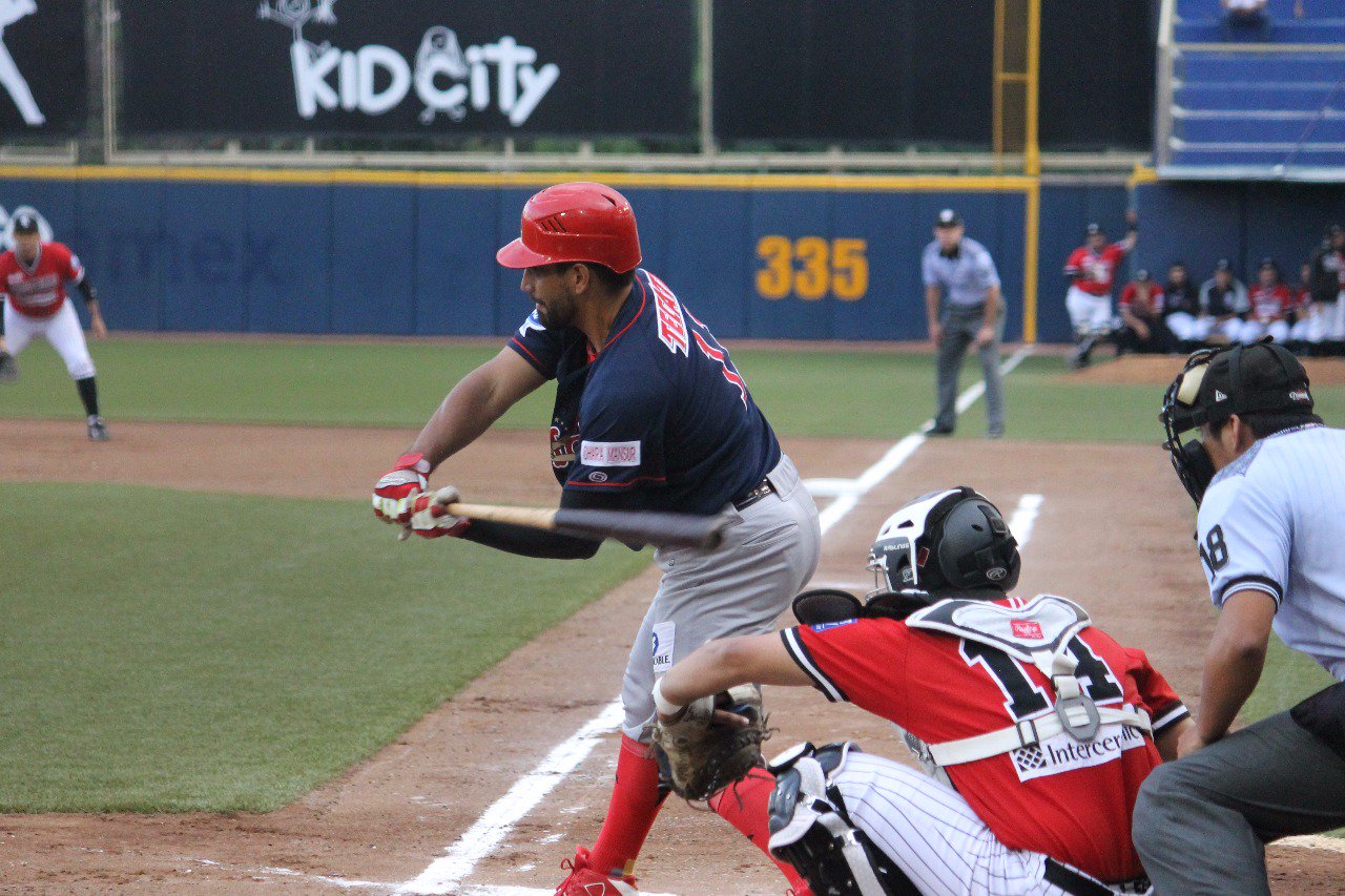 El béisbol regresa Veracruz”: Gobierno estatal secunda la intención de los  Rojos del Águila de volver, es otra promesa de AMLO - Infobae