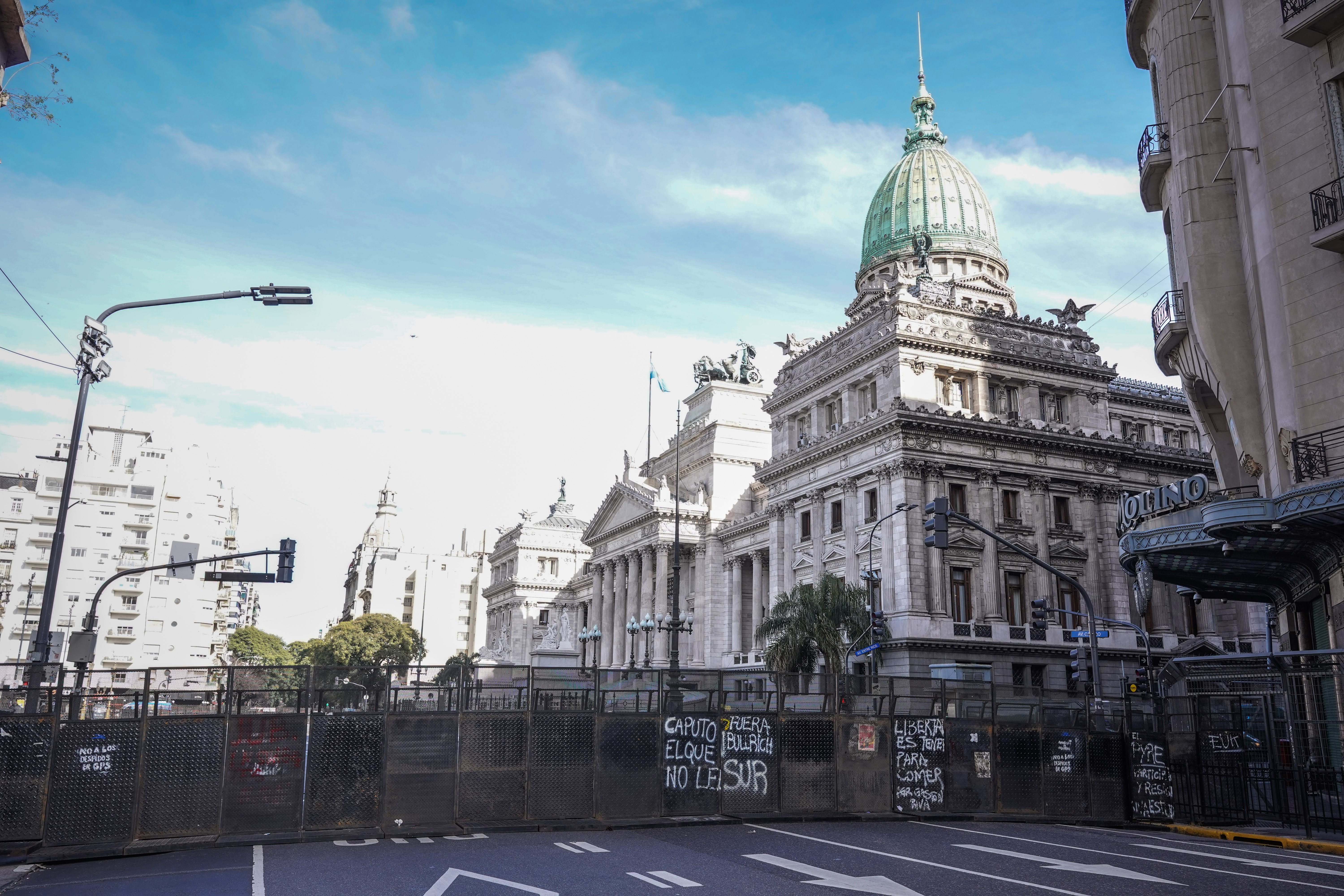 Nuevo miércoles de marchas: jubilados, Abuelas de Plaza de Mayo y trabajadores del Garrahan se movilizarán al Congreso