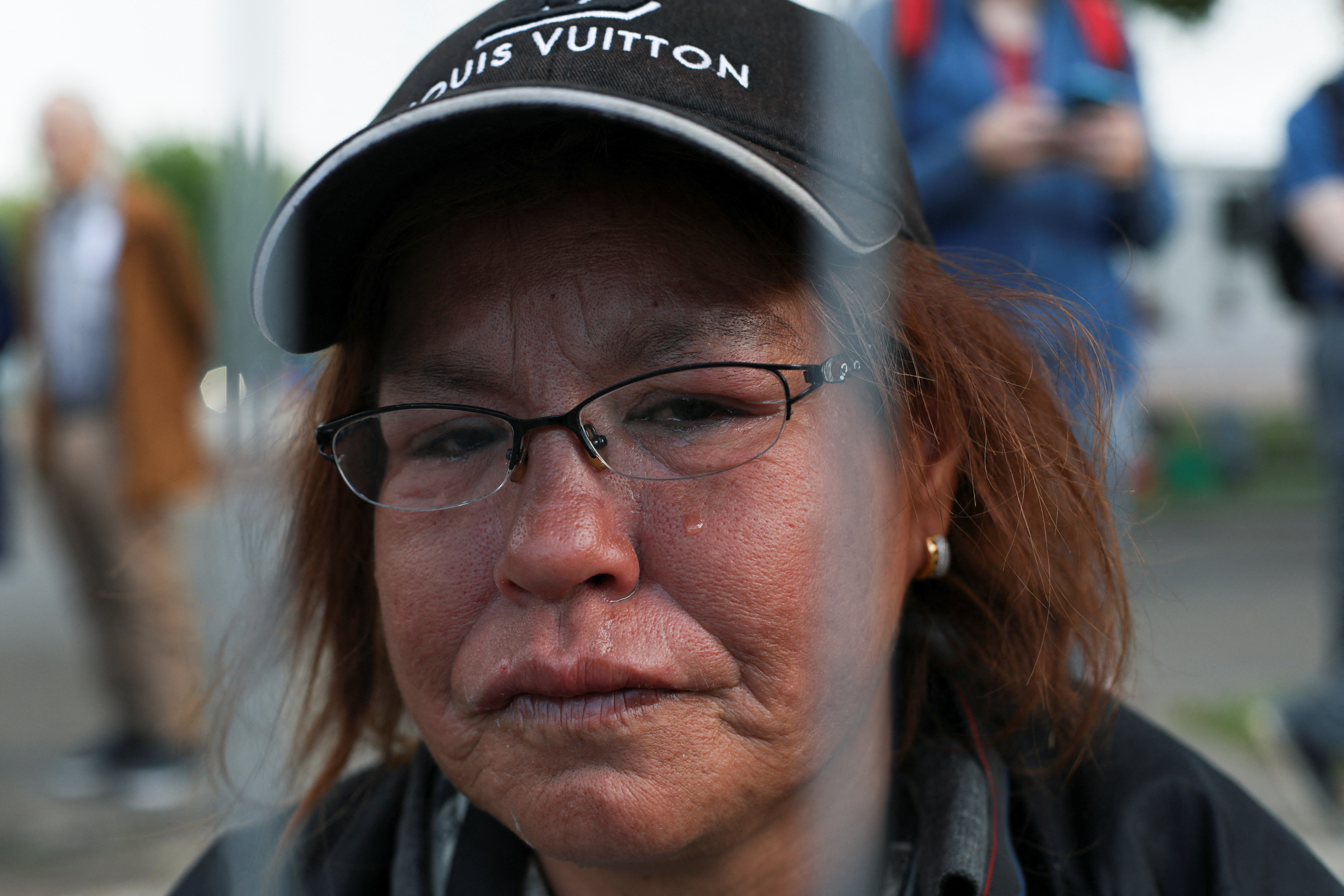 Una de las indígenas de las tribus que recibieron el pedido de disculpa de parte del papa (REUTERS/Amber Bracken)