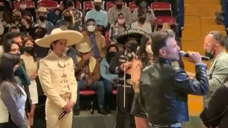 Vince Miranda interpretará a Alejandro Fernández mientras que Emilio Osorio le dará vida a Alex Fernández (Captura: Ventaneando/ YouTube)
