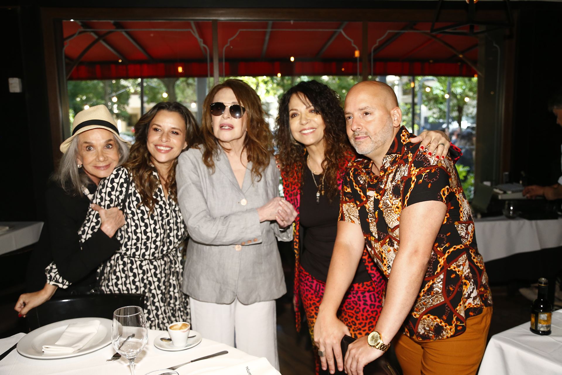 Jose Maria Muscari bersama Leonor Benedetto, Karina K, Julieta Ortega, Anna Maria Picchio and Patricia Sosa