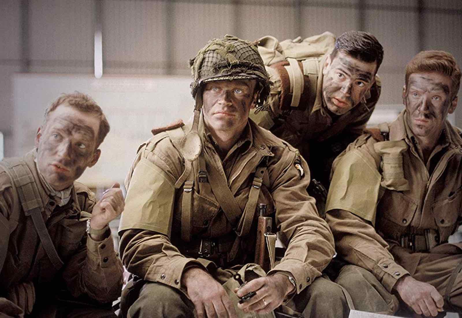 Damian Lewis, Ron Livingston, Rick Gomez, Scott Grimes y Donnie Wahlberg entre otros hacen parte de "Band of Brothers". (HBO)