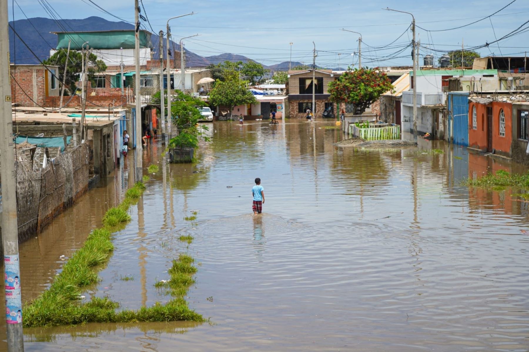 Lluvias en La Paz y Potosí dejan fallecidos y viviendas dañadas