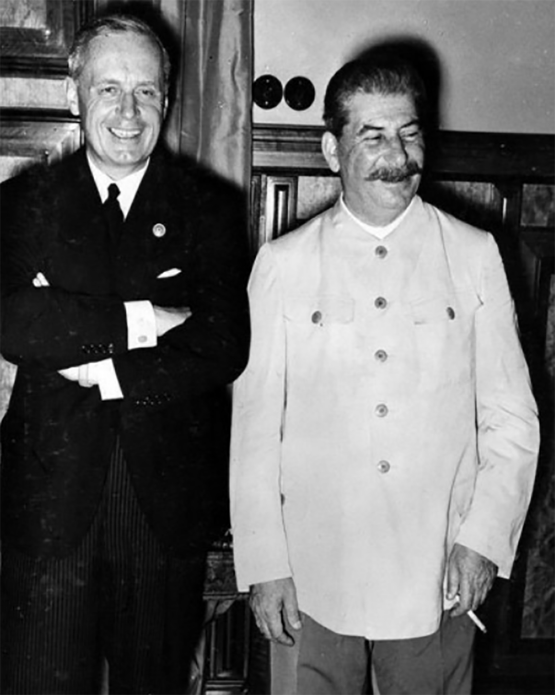 Von Ribbentrop y Stalin festejan en Moscú