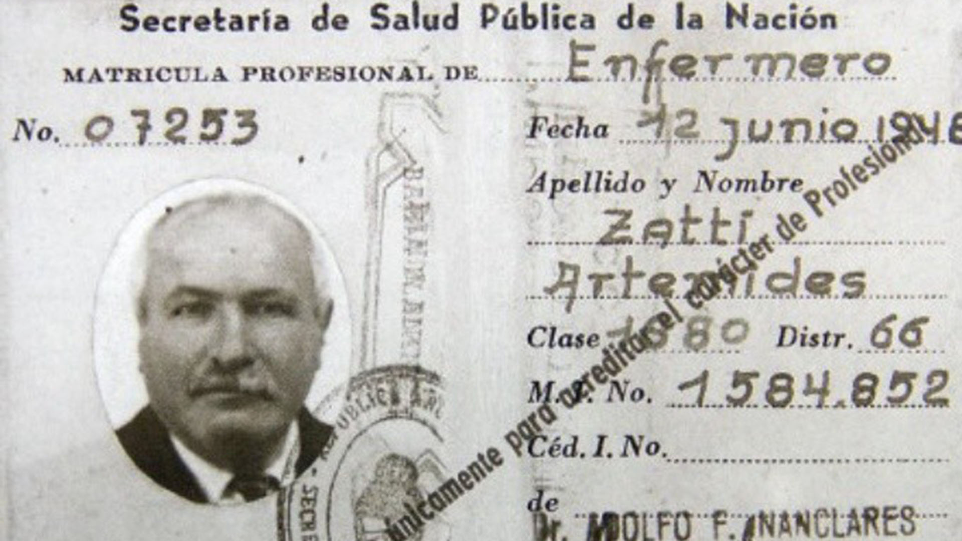 El documento de Artémides Zatti, un italiano naturalizado argentino