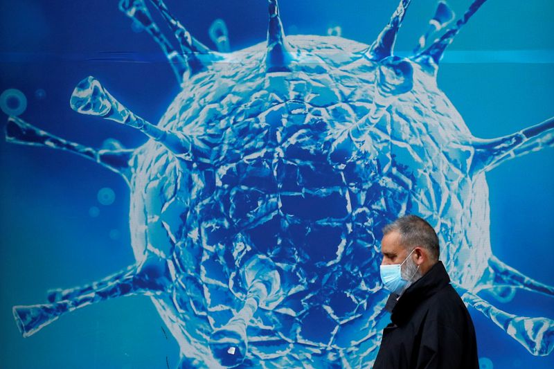 El SARS-CoV-2 ha causado más de 3 millones de muertes en todo el mundo -  REUTERS/Phil Noble