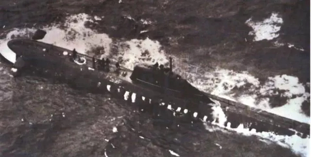 Surgió un incendio en el compartimento de control hidroacústico del submarino soviético