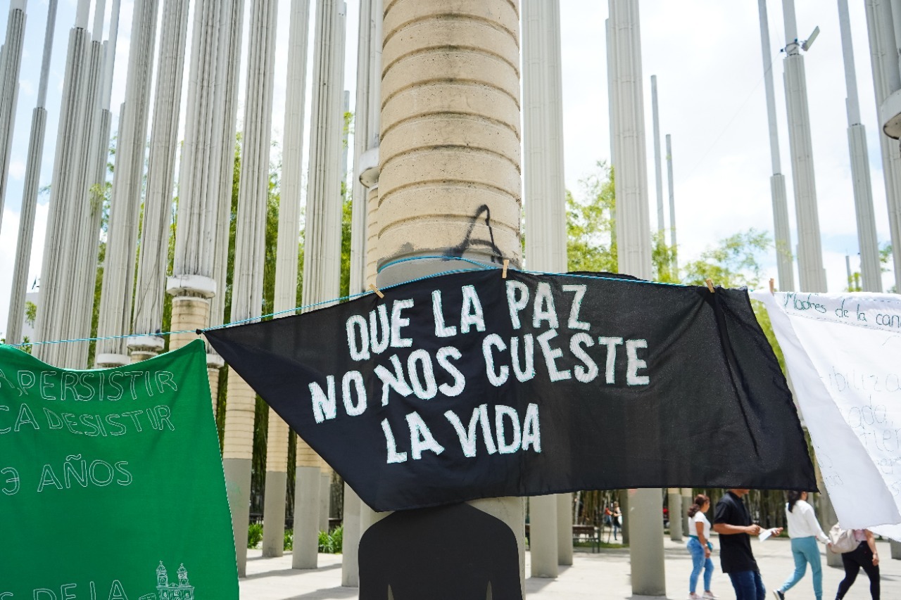 En la imagen, algunos de los puntos que visitarán los asistentes a la 'Rodada por la memoria y la verdad' que se realizará en Medellín. Foto: Alcaldía de Medellín
