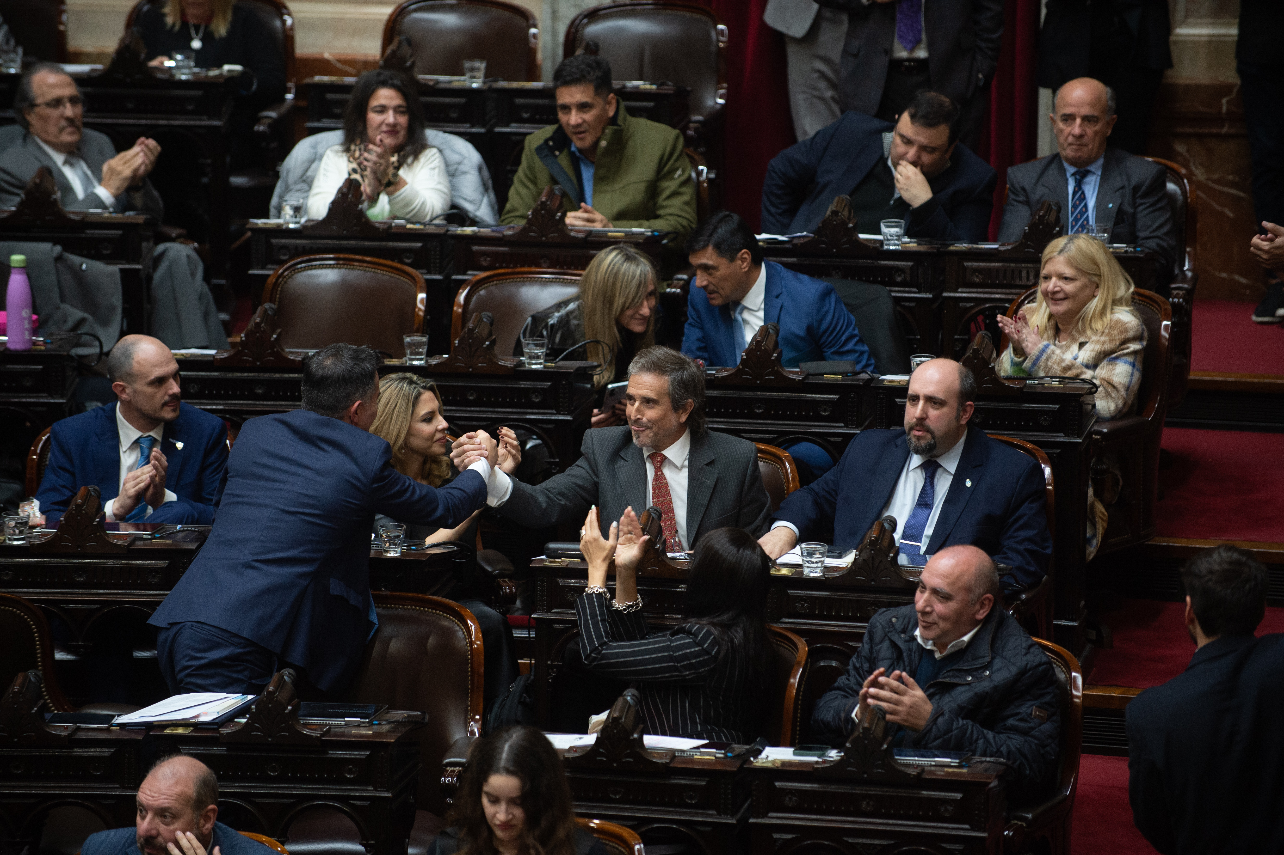 Diputados: la oposición rechazó cinco decretos delegados firmados por Milei 